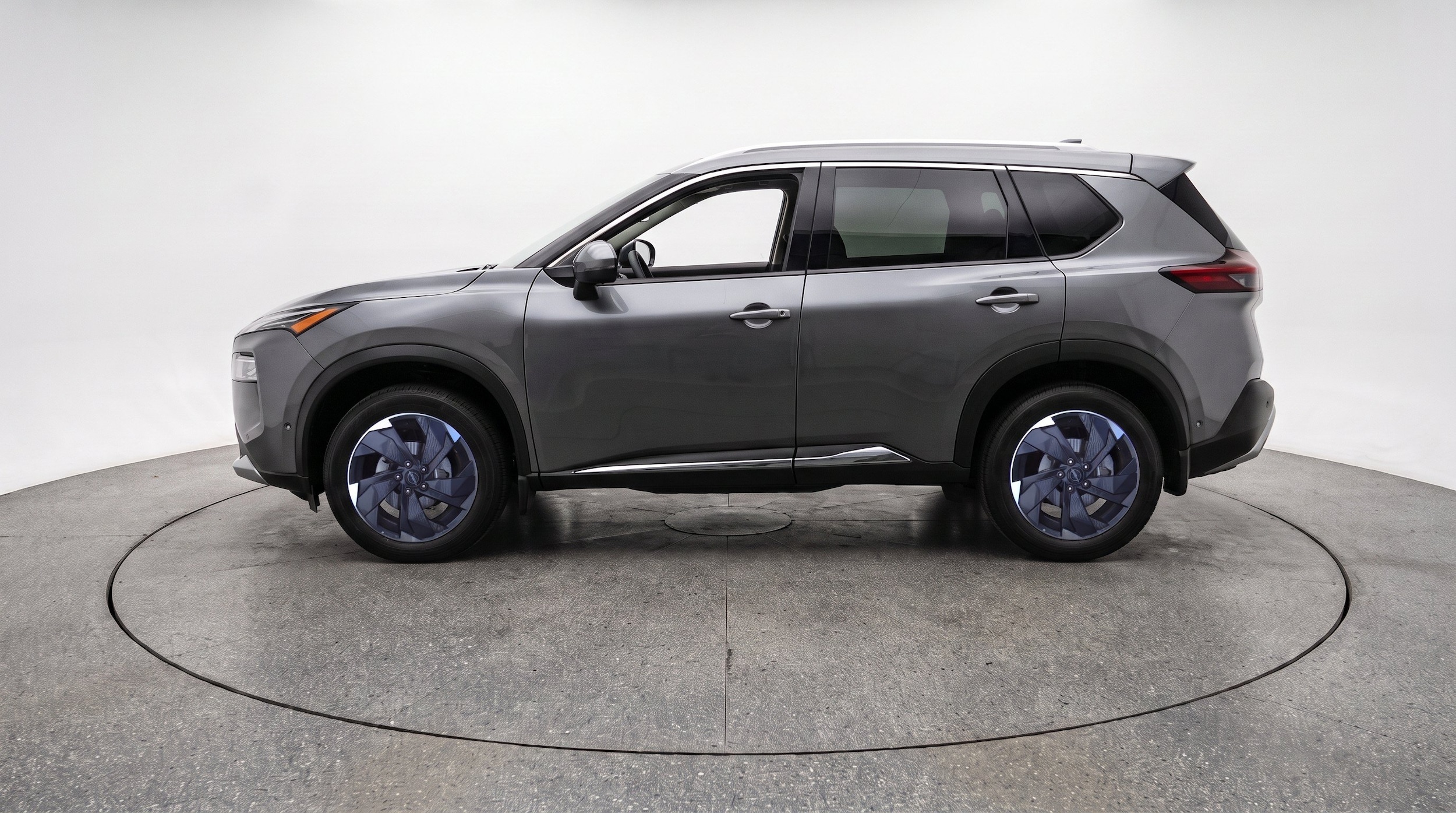 Thumbnail: 2025 Nissan Rogue - 5