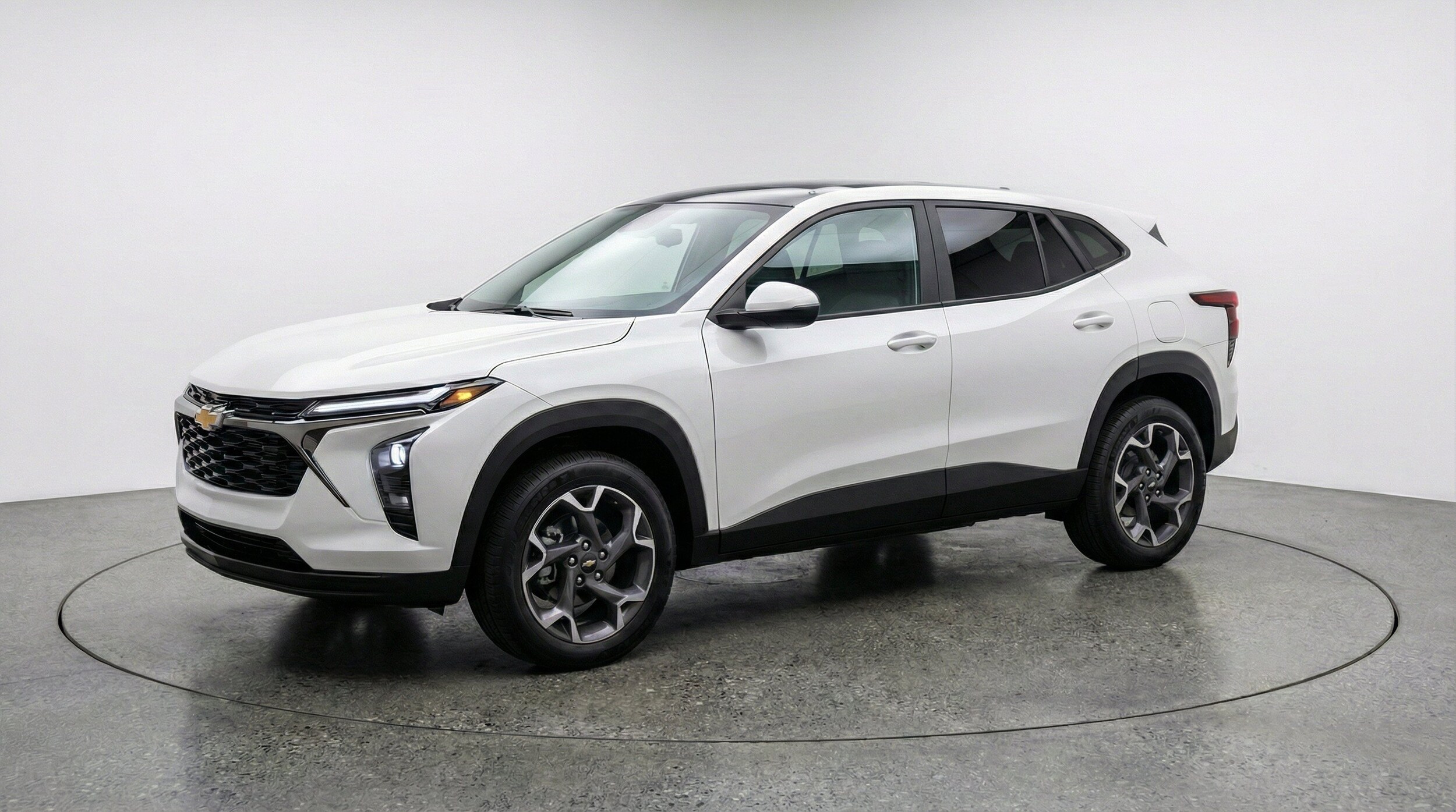 Thumbnail: 2025 Chevrolet Trax - 3