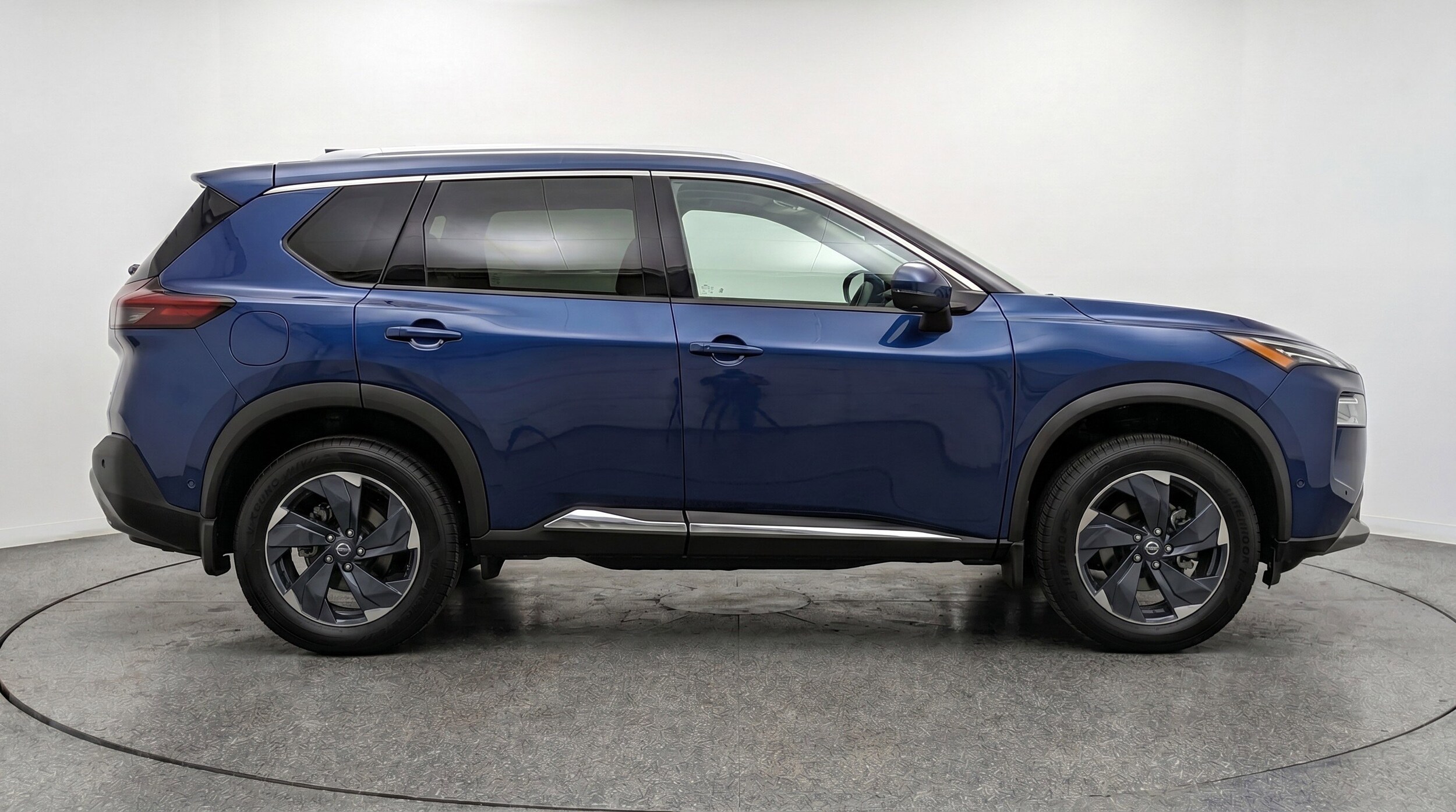 Thumbnail: 2025 Nissan Rogue - 11