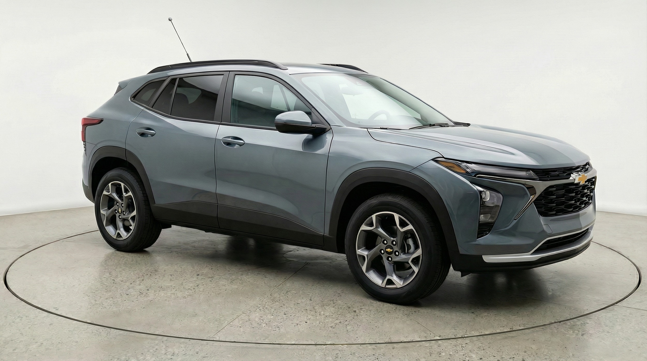 Thumbnail: 2025 Chevrolet Trax - 1