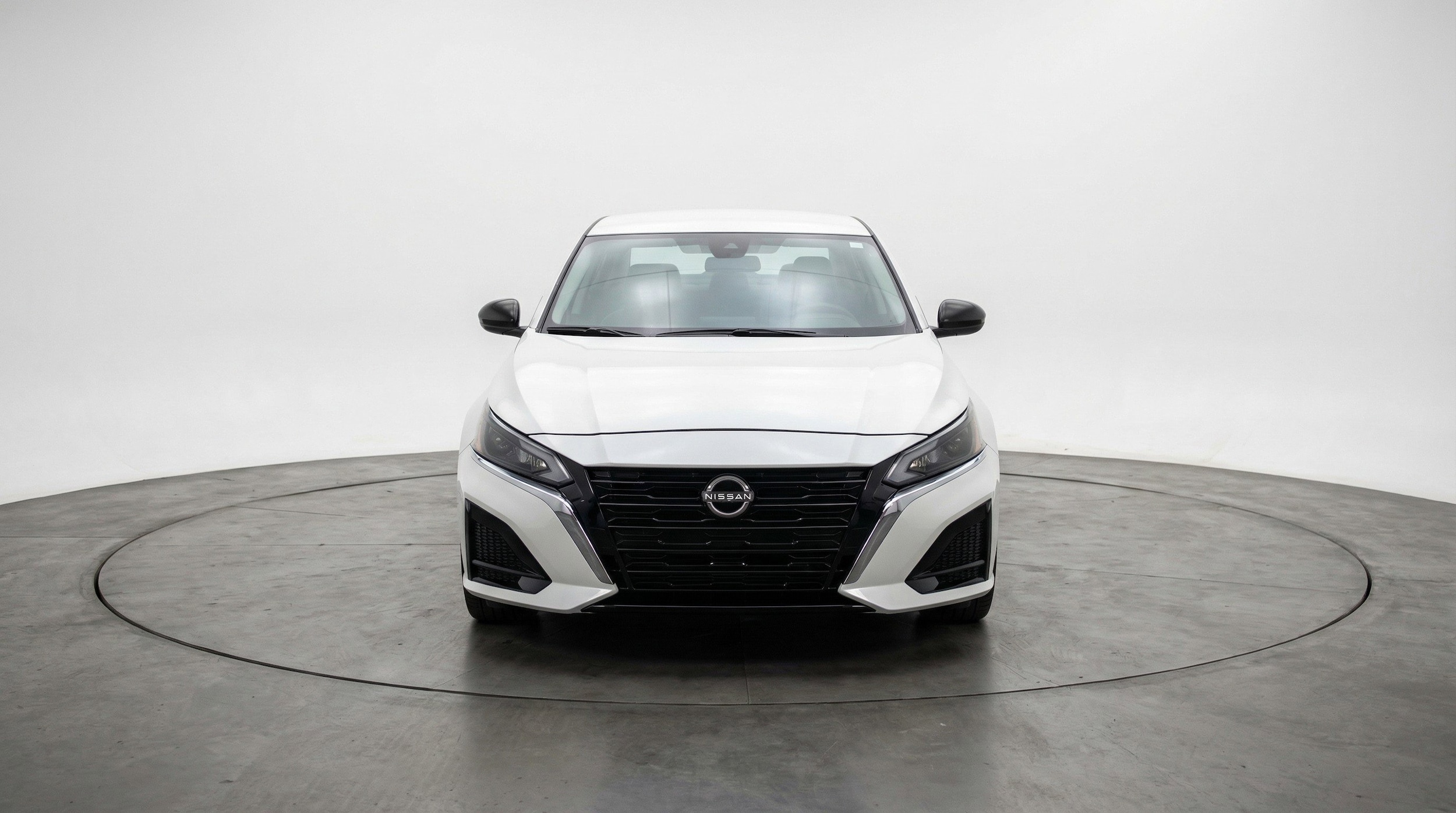 Thumbnail: 2025 Nissan Altima - 2