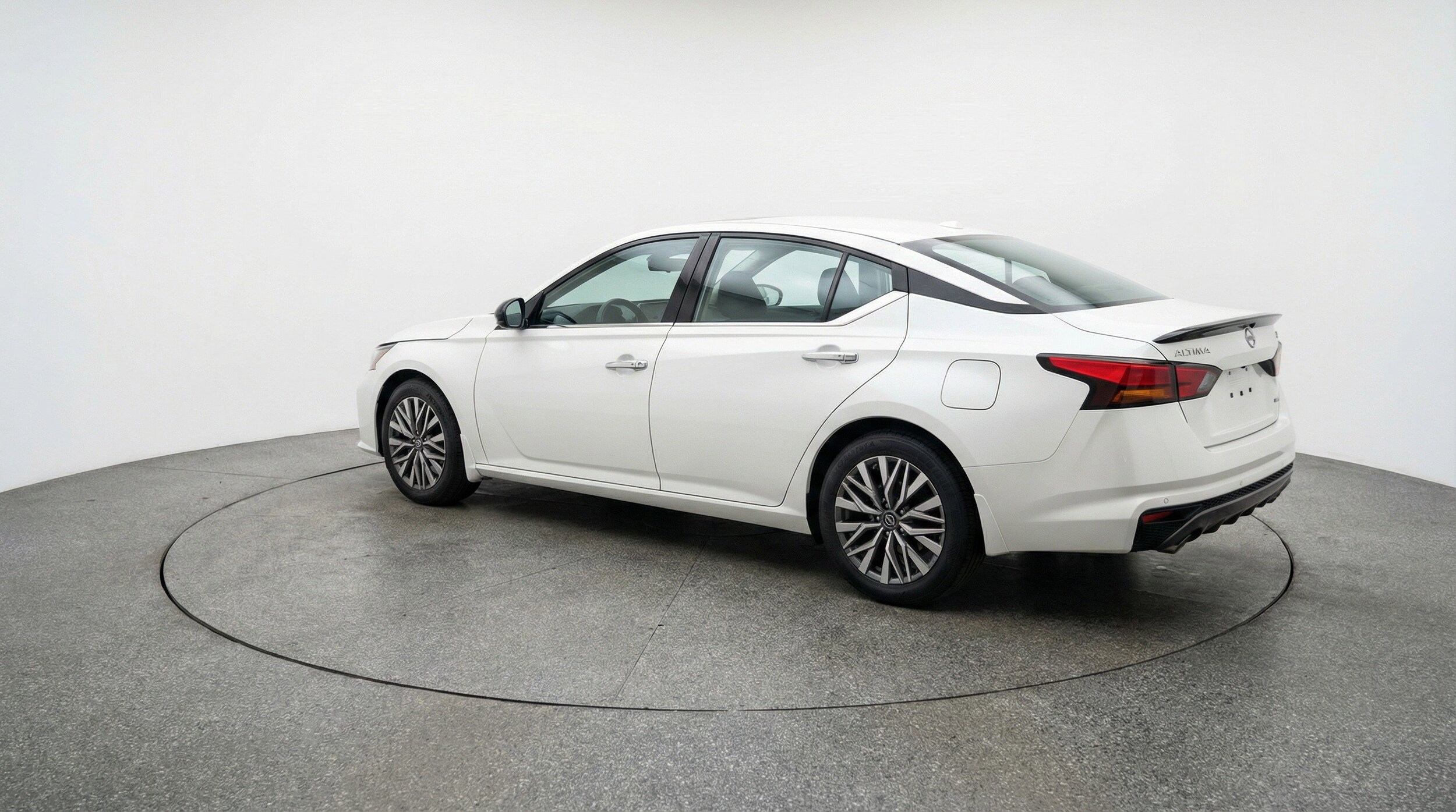 Thumbnail: 2025 Nissan Altima - 6
