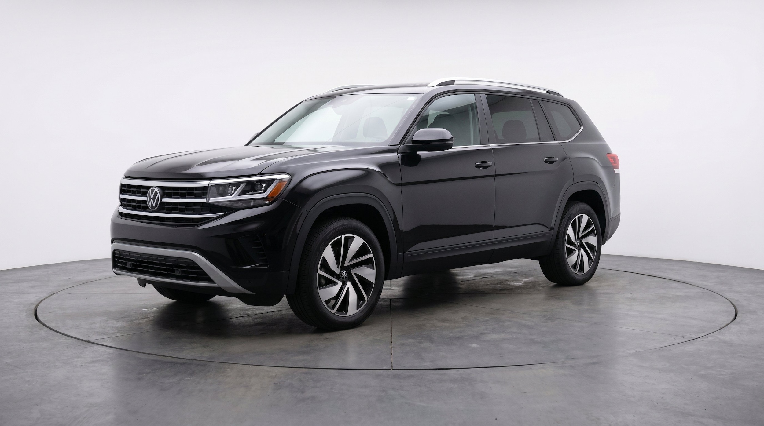 Thumbnail: 2026 Volkswagen Atlas - 3