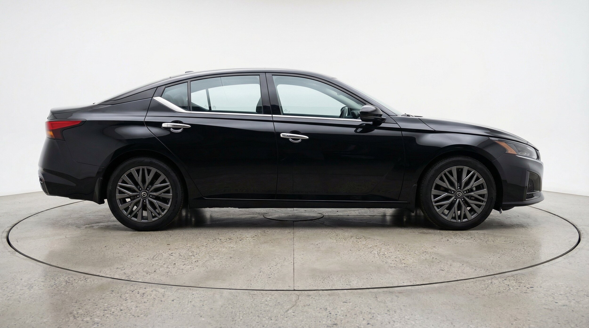 Thumbnail: 2025 Nissan Altima - 11