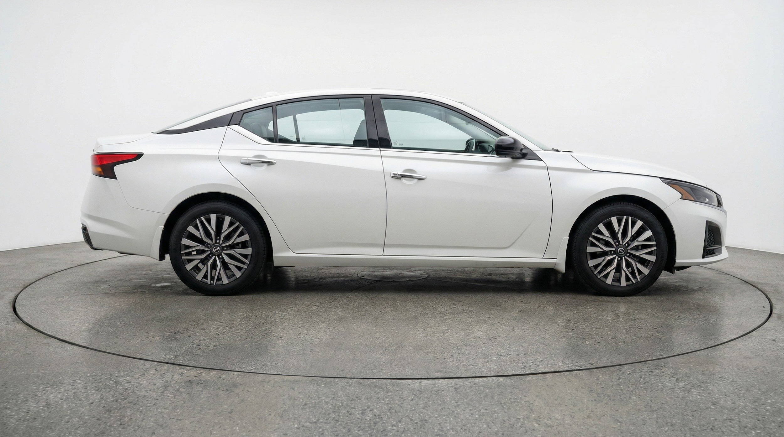 Thumbnail: 2025 Nissan Altima - 11