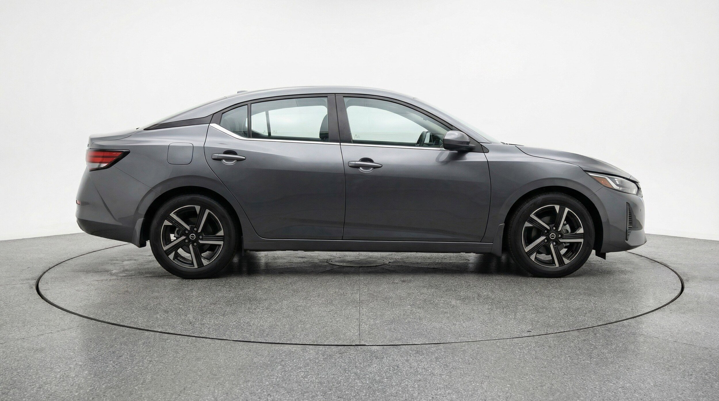 Thumbnail: 2025 Nissan Sentra - 11