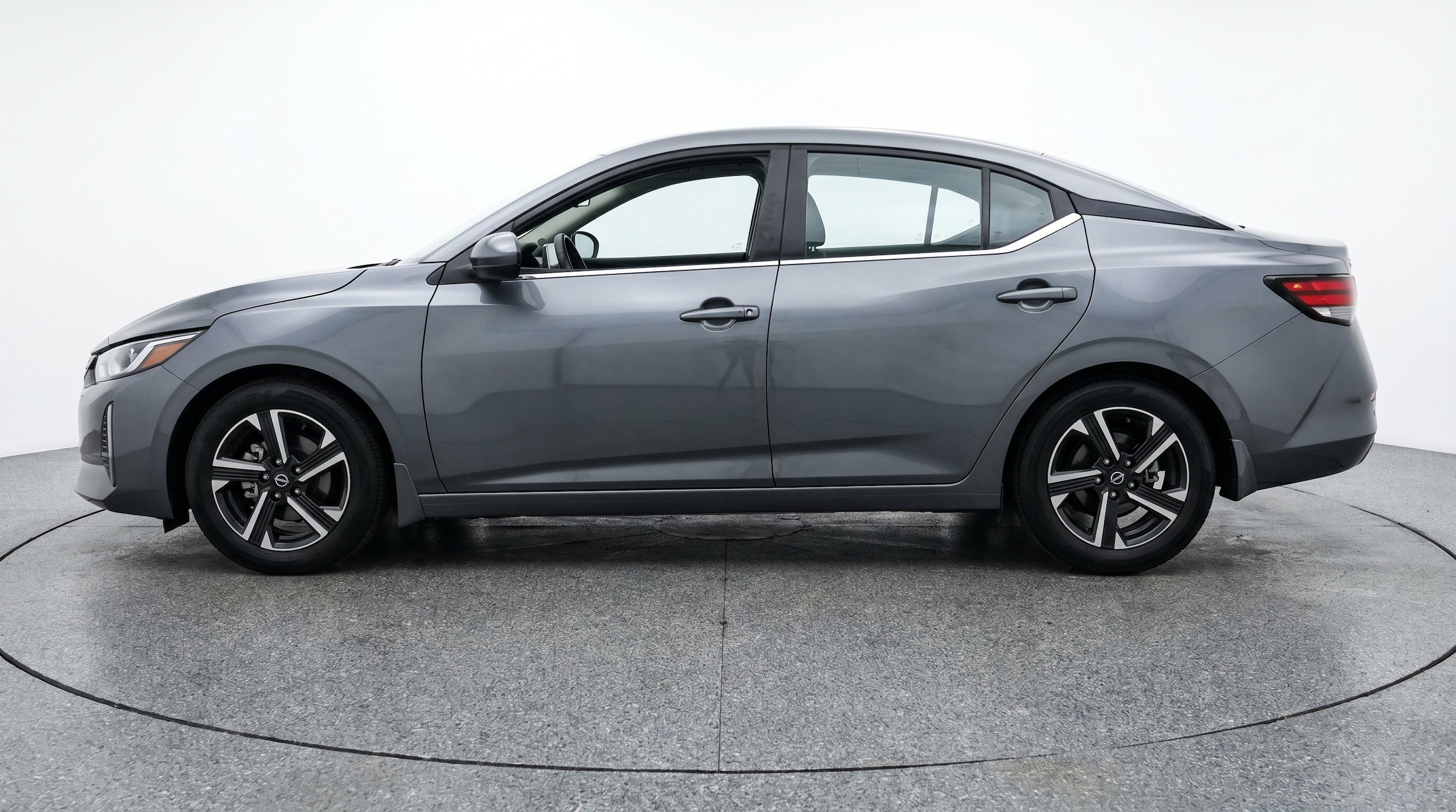 Thumbnail: 2025 Nissan Sentra - 5