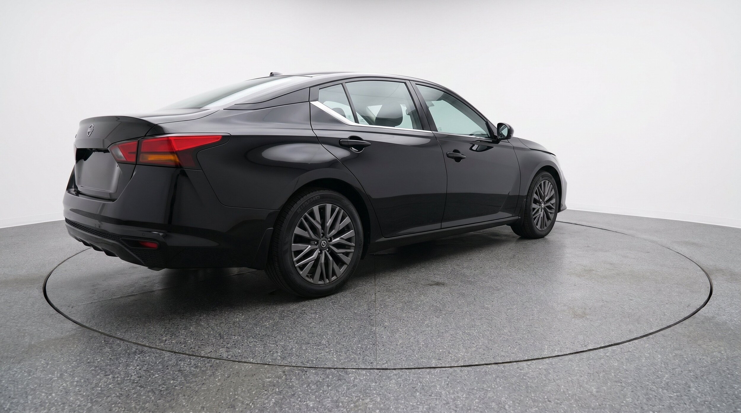 Thumbnail: 2025 Nissan Altima - 9