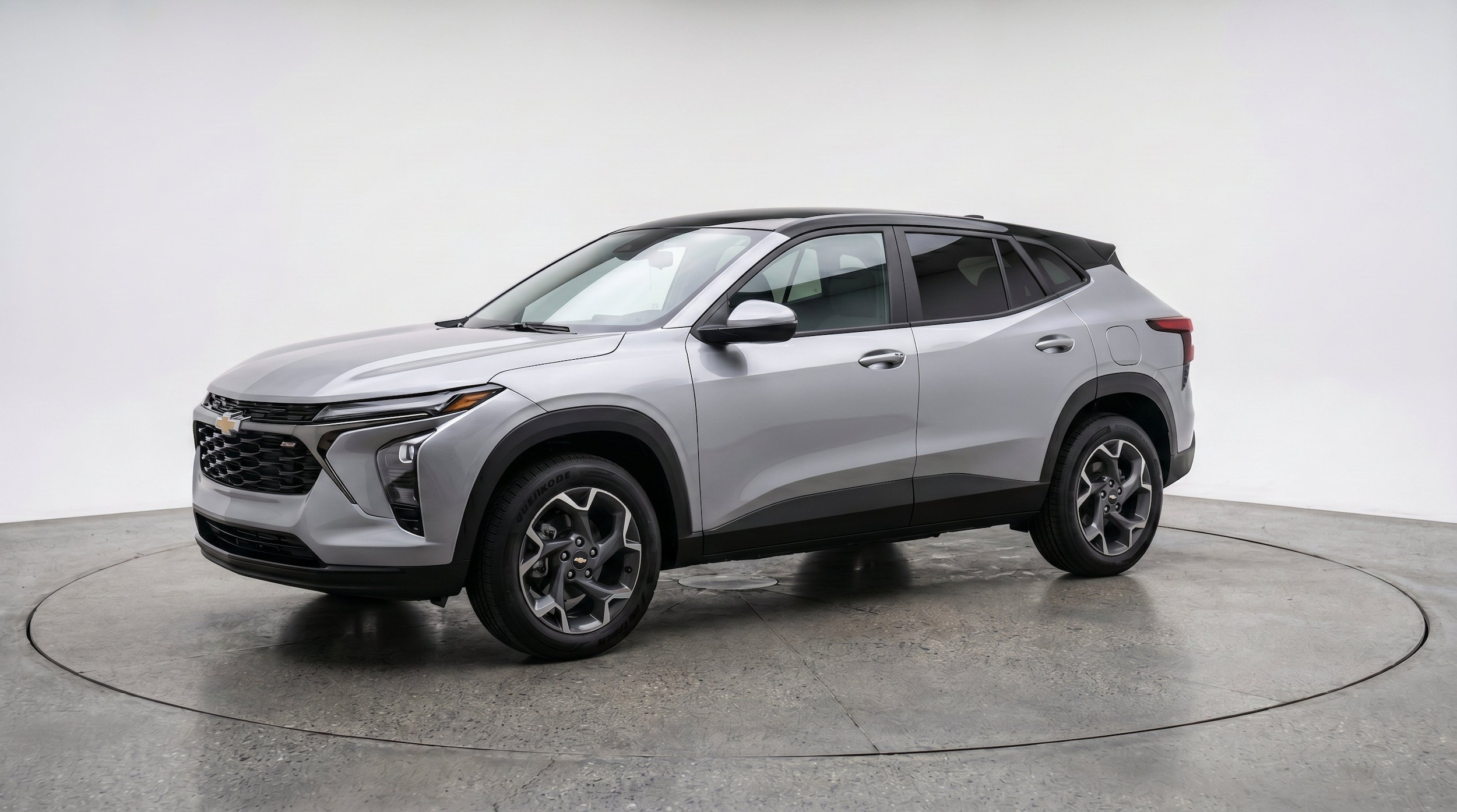 Thumbnail: 2025 Chevrolet Trax - 3