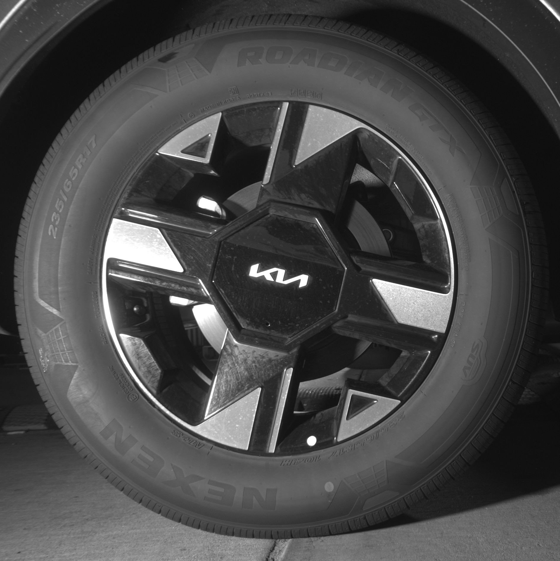 Thumbnail: 2026 Kia Sportage - 15