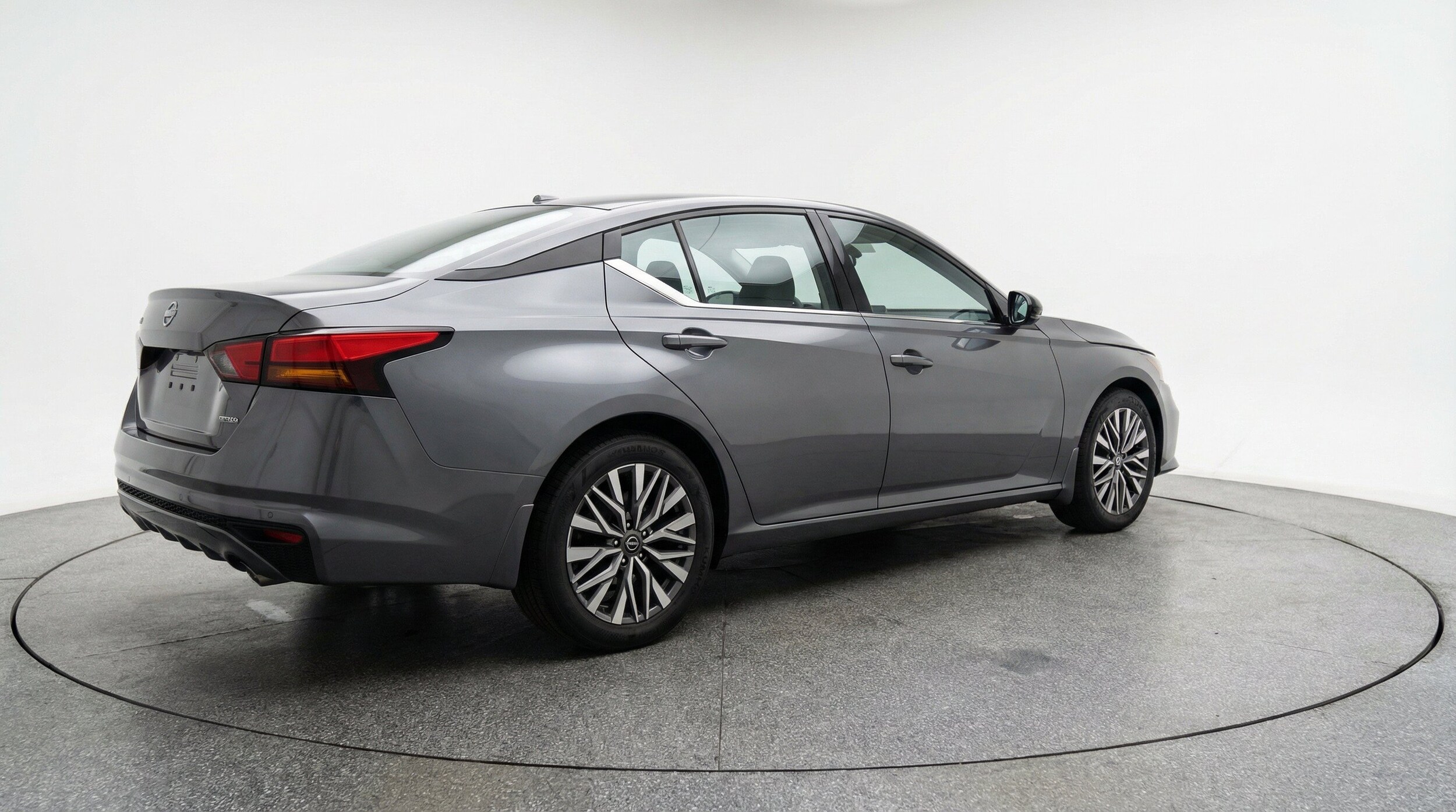 Thumbnail: 2025 Nissan Altima - 9