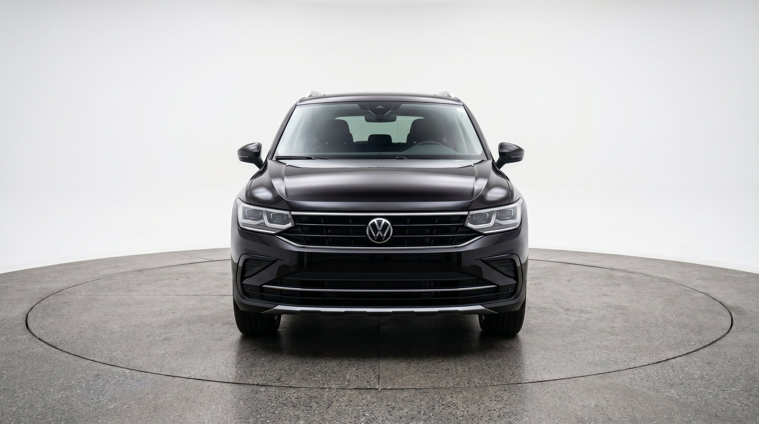 Thumbnail: 2026 Volkswagen Tiguan - 2