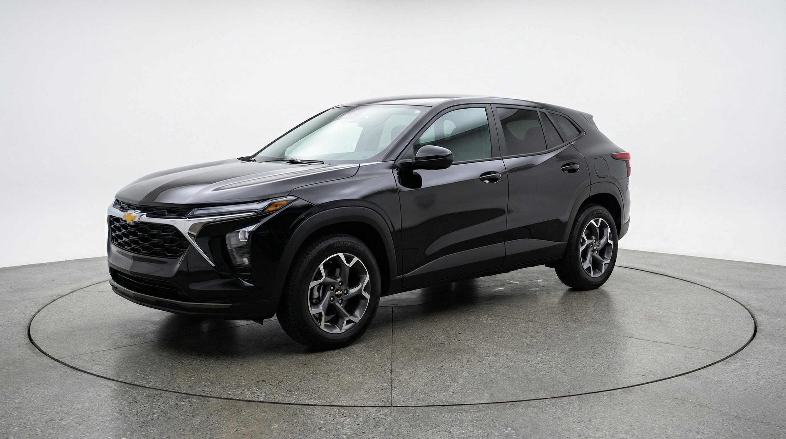Thumbnail: 2025 Chevrolet Trax - 3