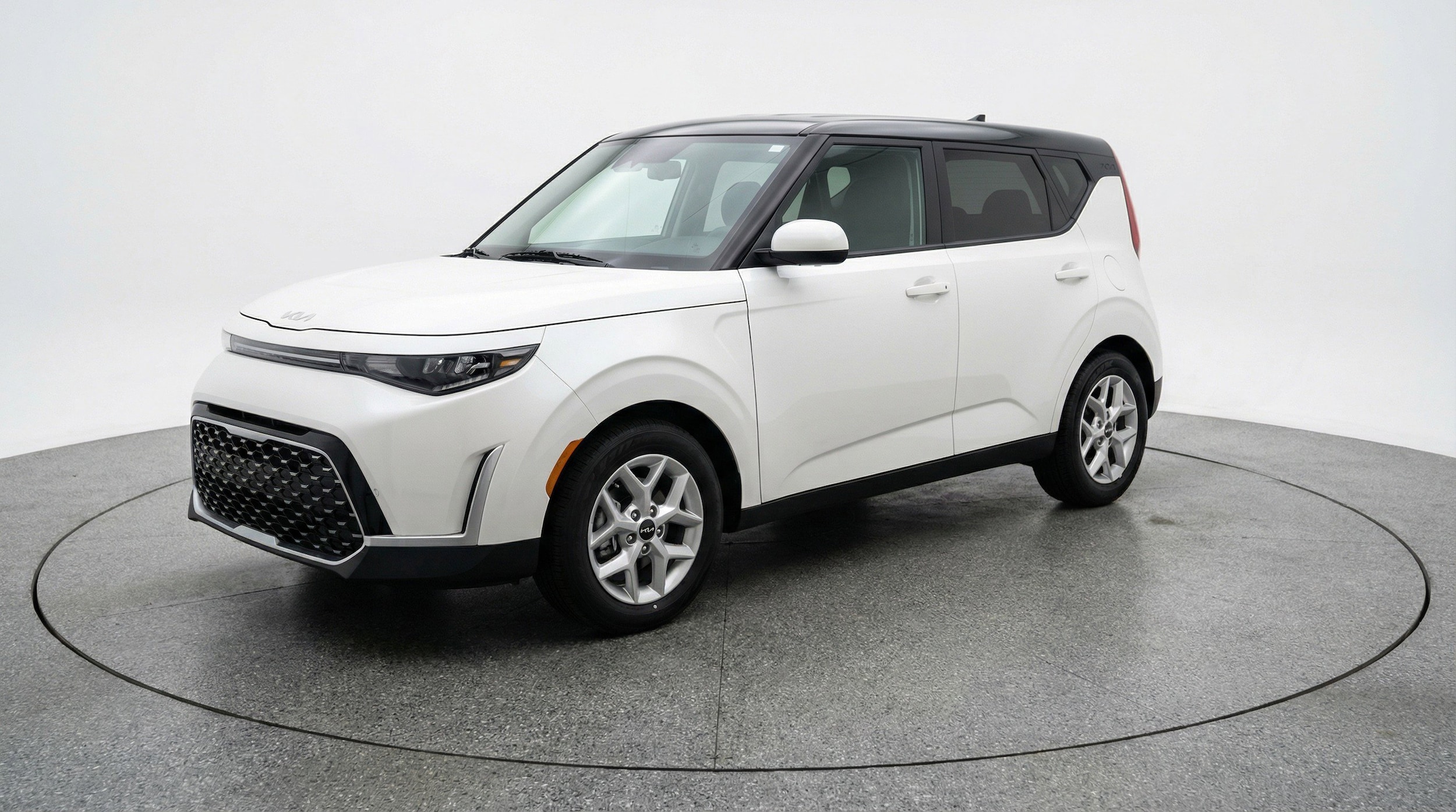 Thumbnail: 2025 Kia Soul - 3