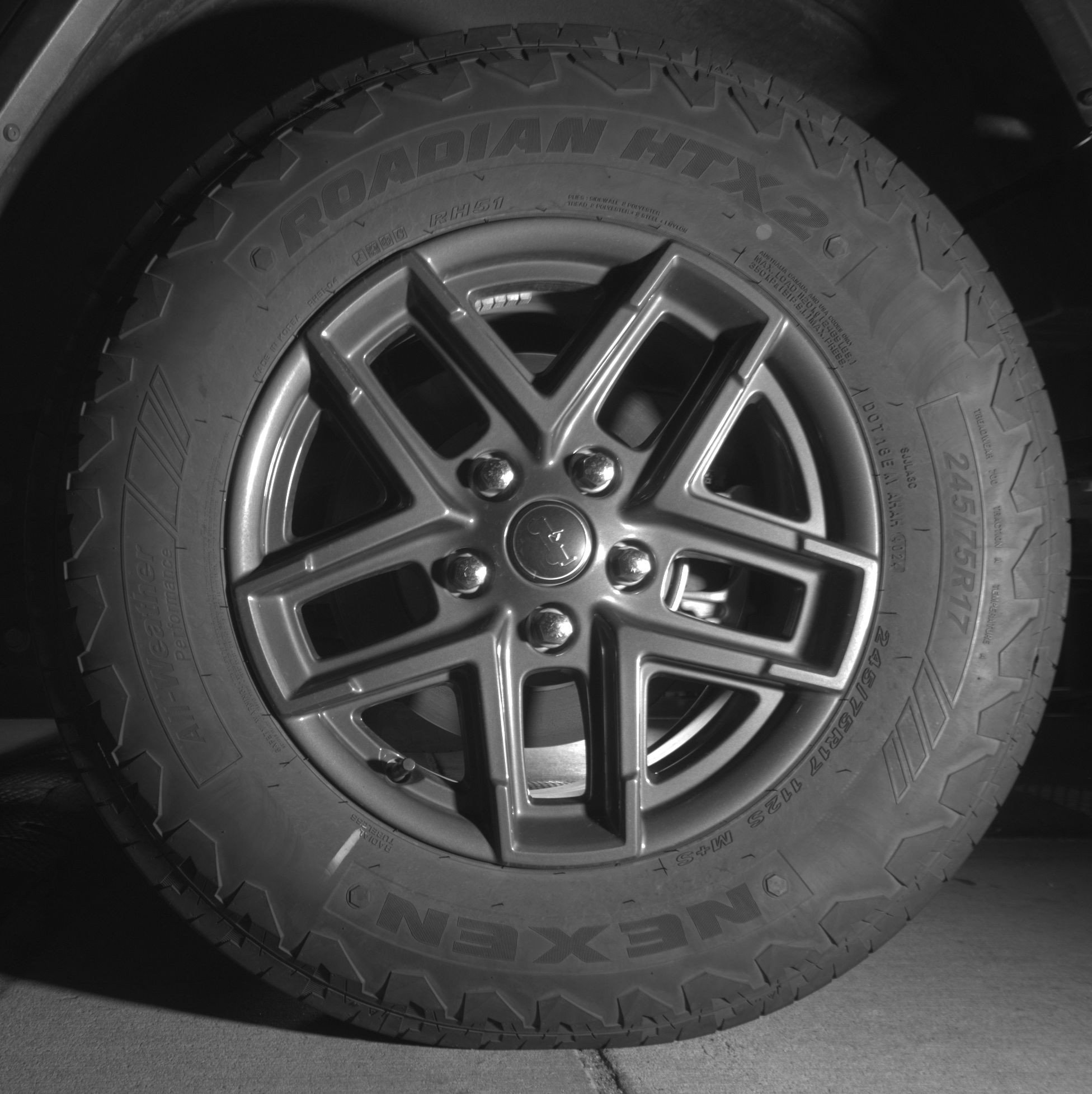 Thumbnail: 2025 Jeep Wrangler - 14
