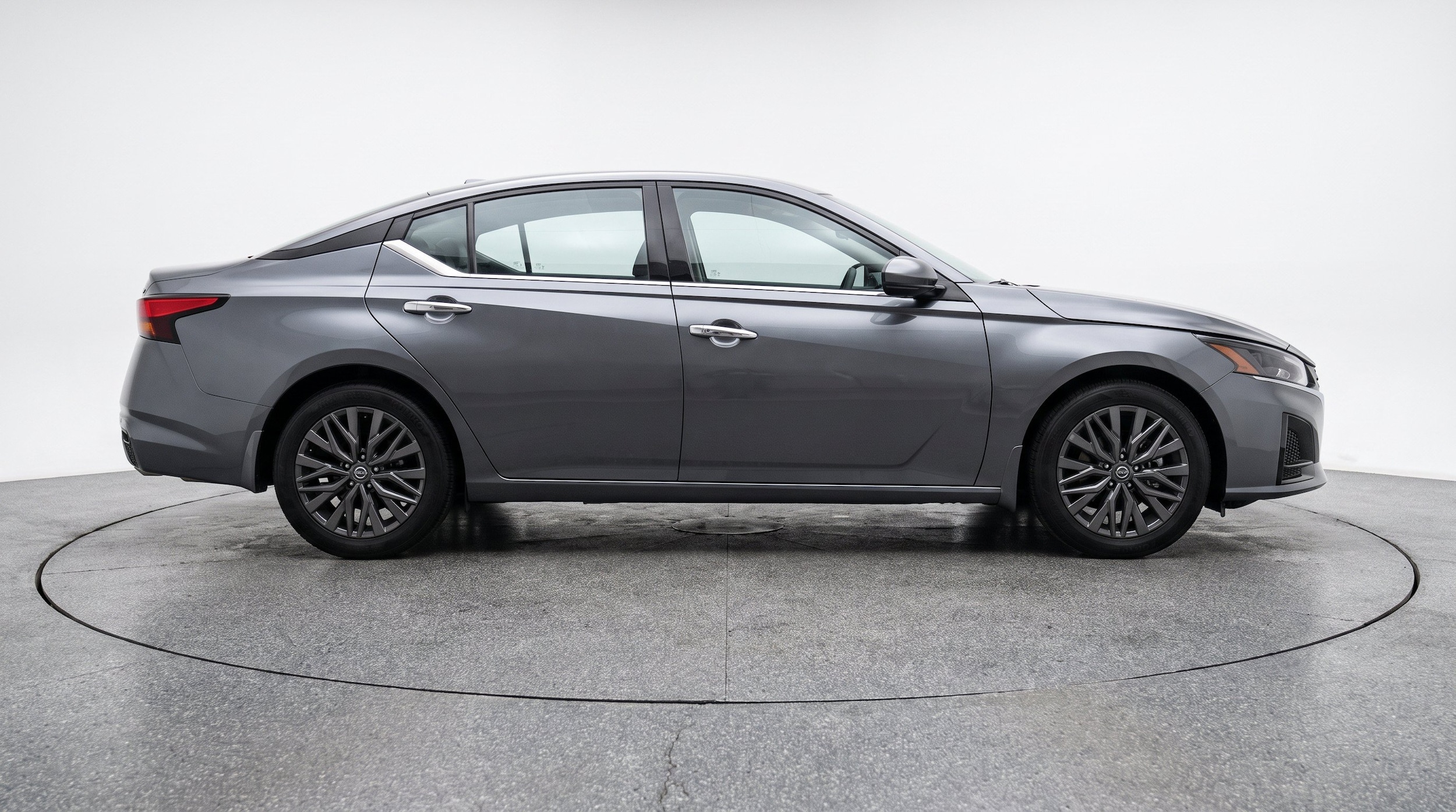 Thumbnail: 2025 Nissan Altima - 10