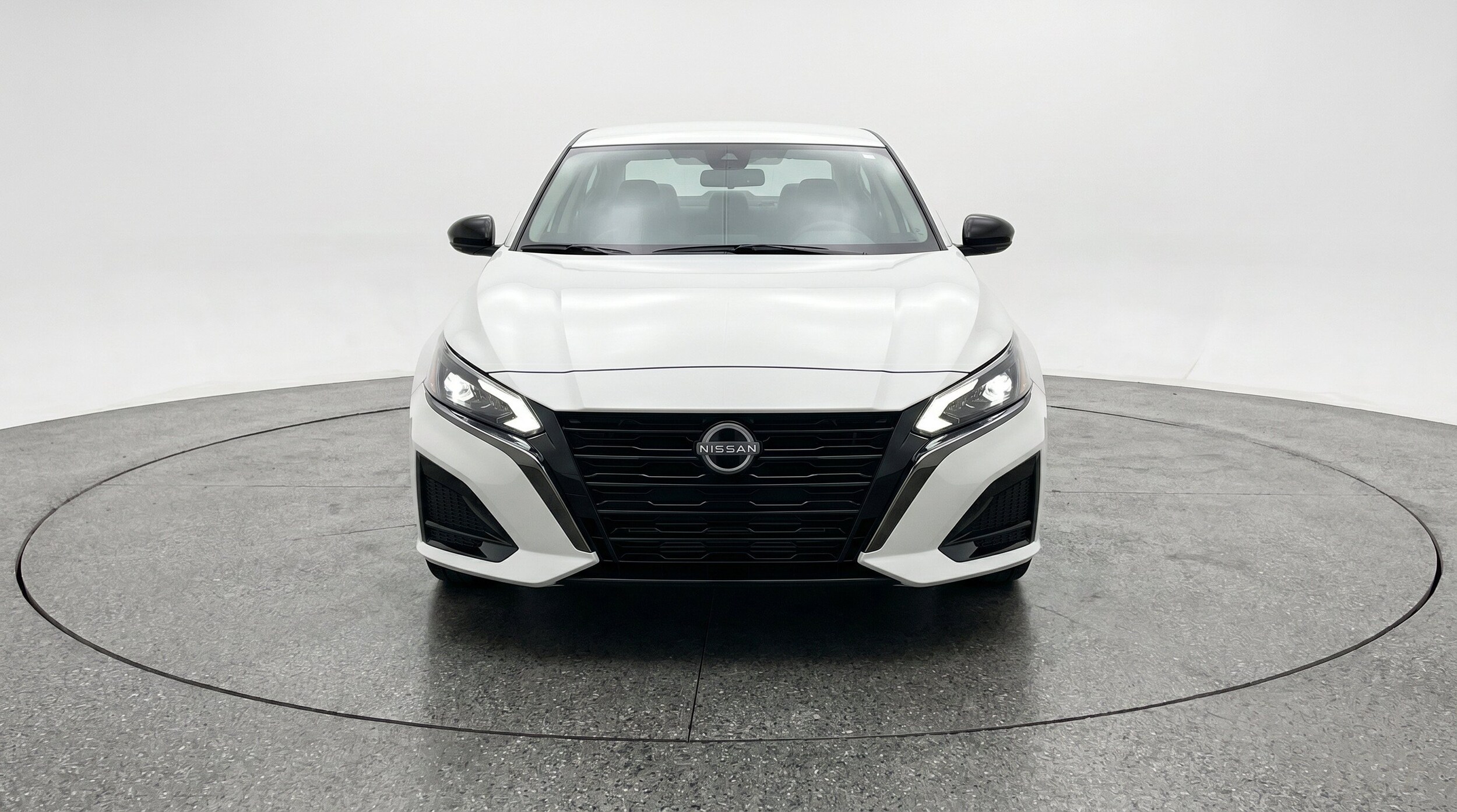 Thumbnail: 2025 Nissan Altima - 2