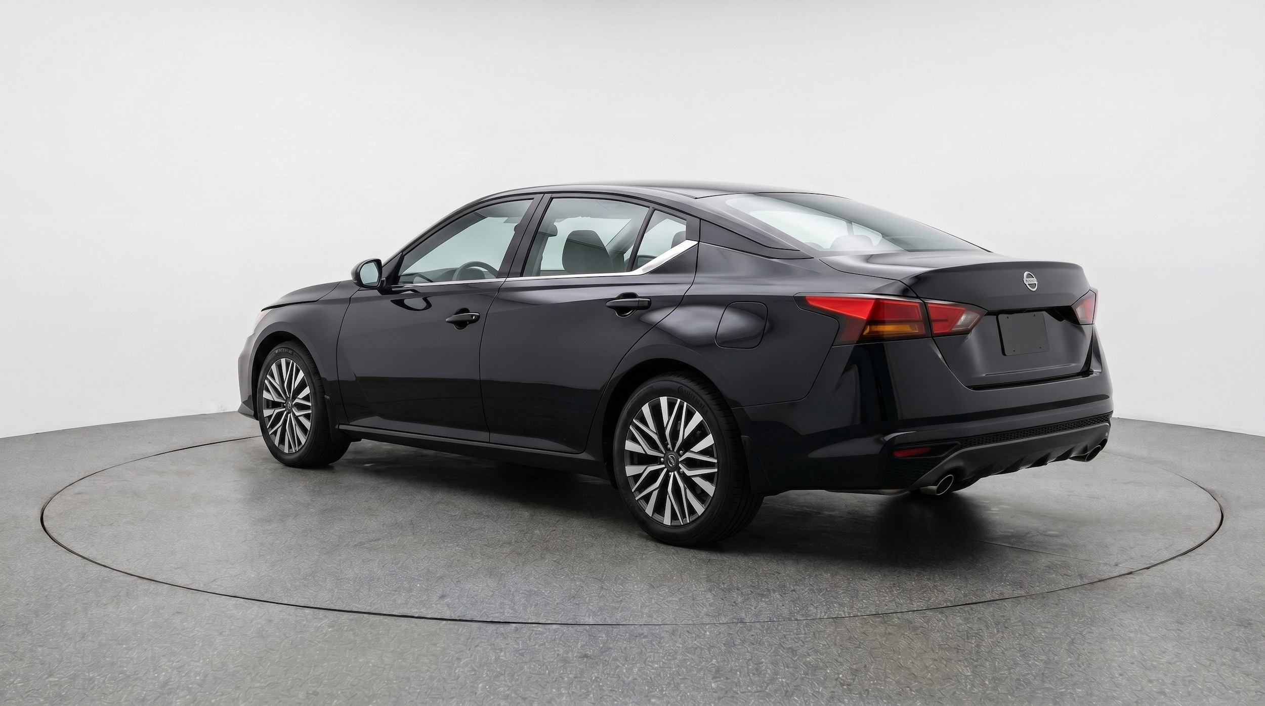 Thumbnail: 2025 Nissan Altima - 6