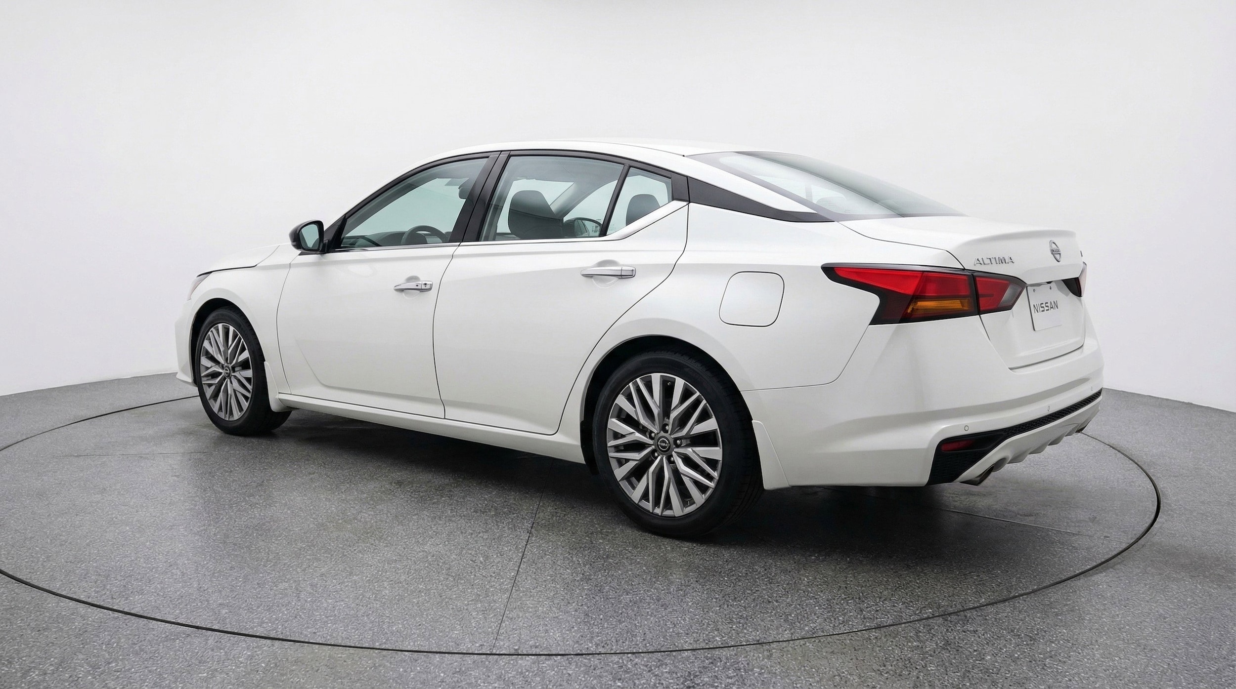 Thumbnail: 2025 Nissan Altima - 6