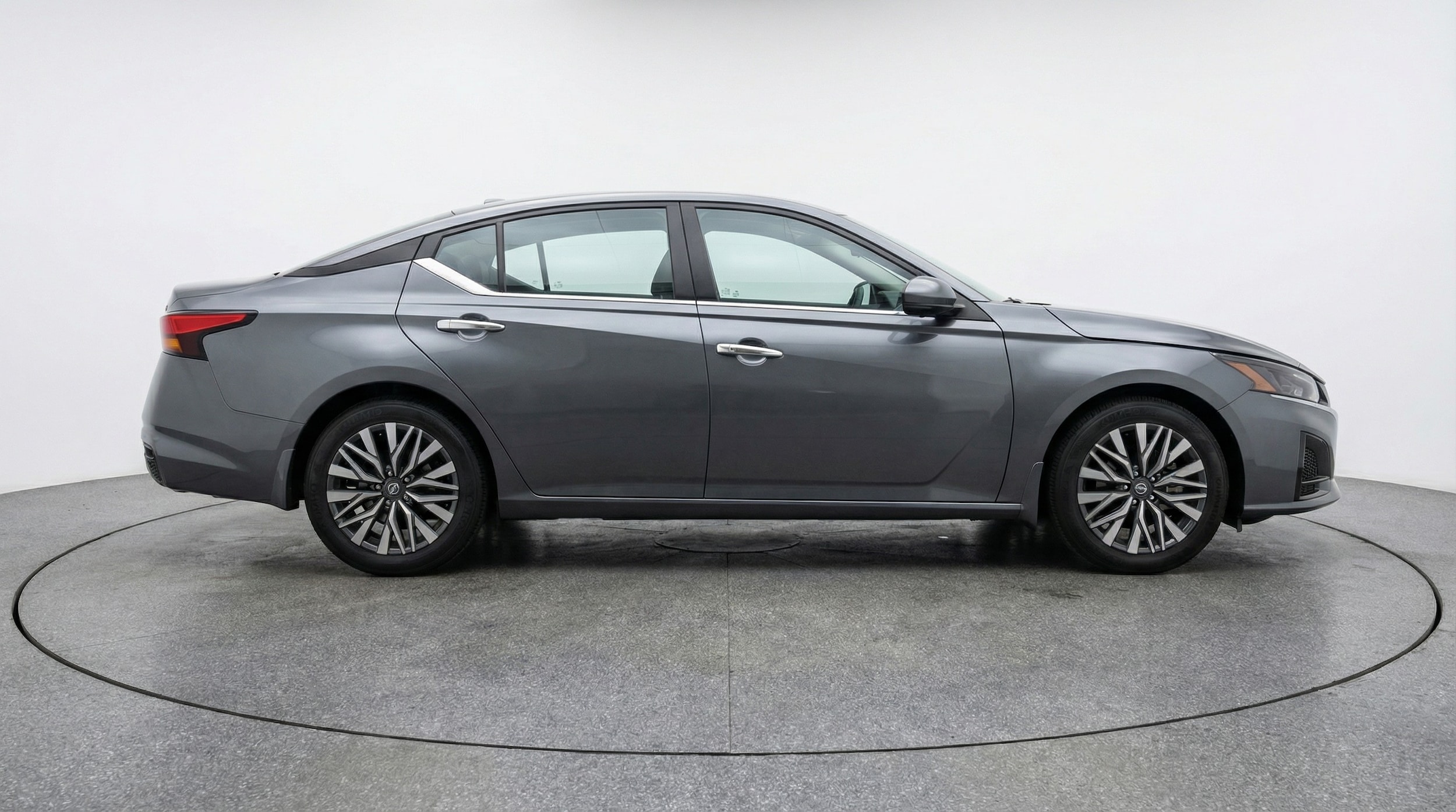 Thumbnail: 2025 Nissan Altima - 8