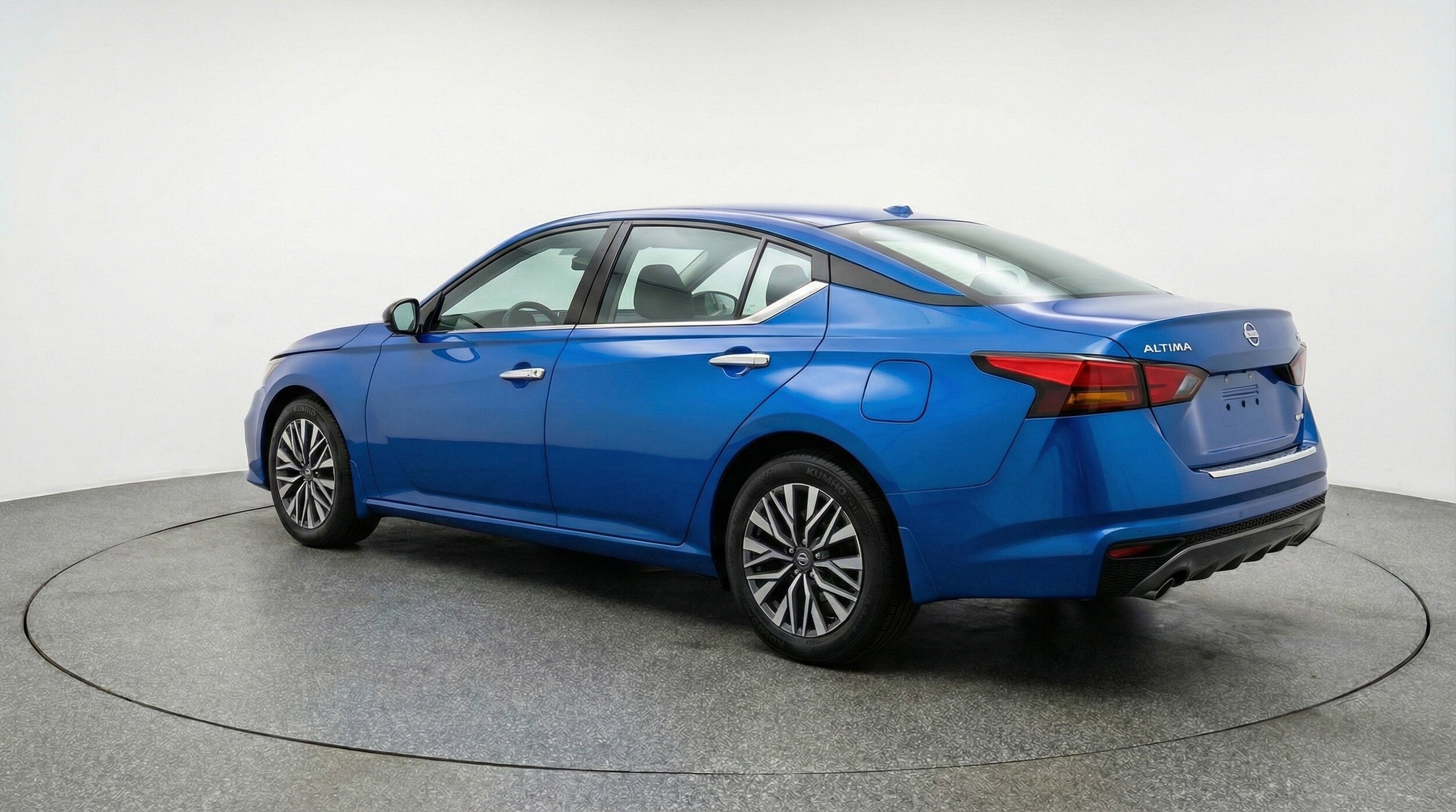 Thumbnail: 2025 Nissan Altima - 6