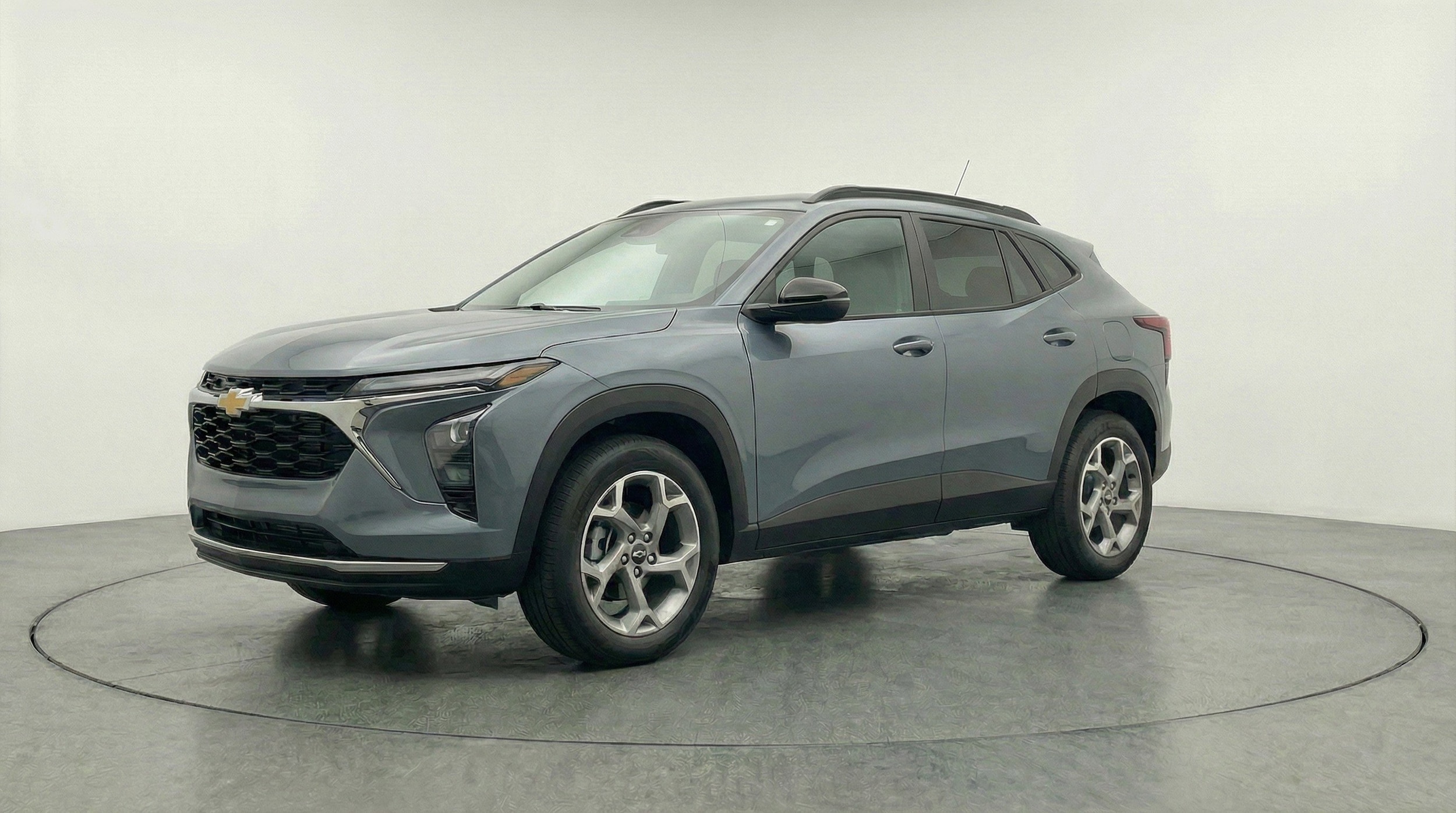 Thumbnail: 2025 Chevrolet Trax - 3