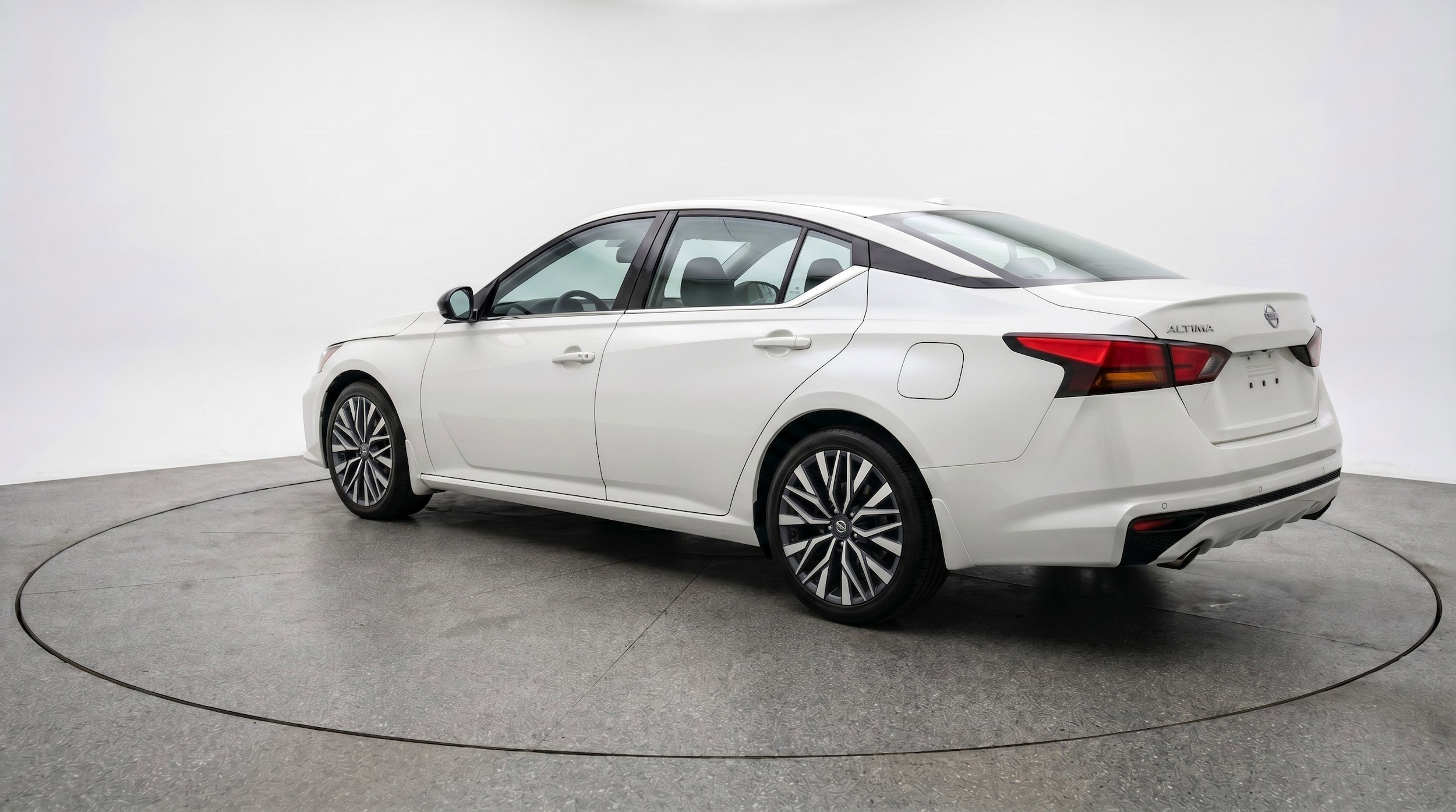 Thumbnail: 2025 Nissan Altima - 6
