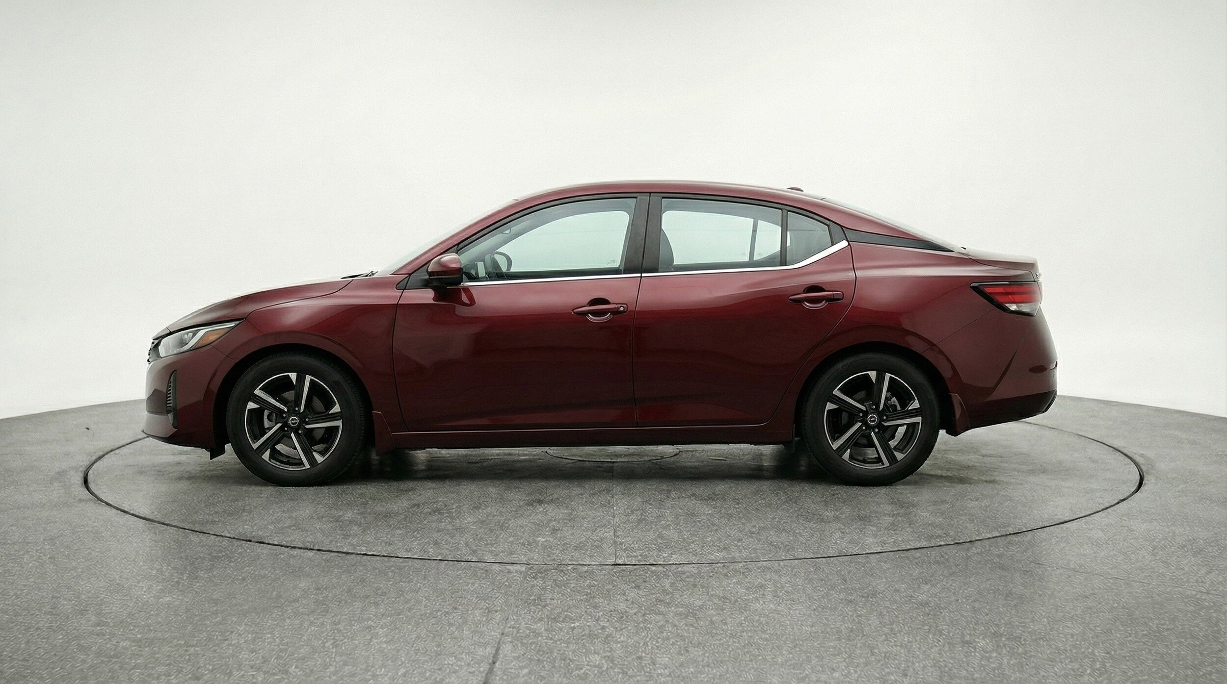 Thumbnail: 2025 Nissan Sentra - 5