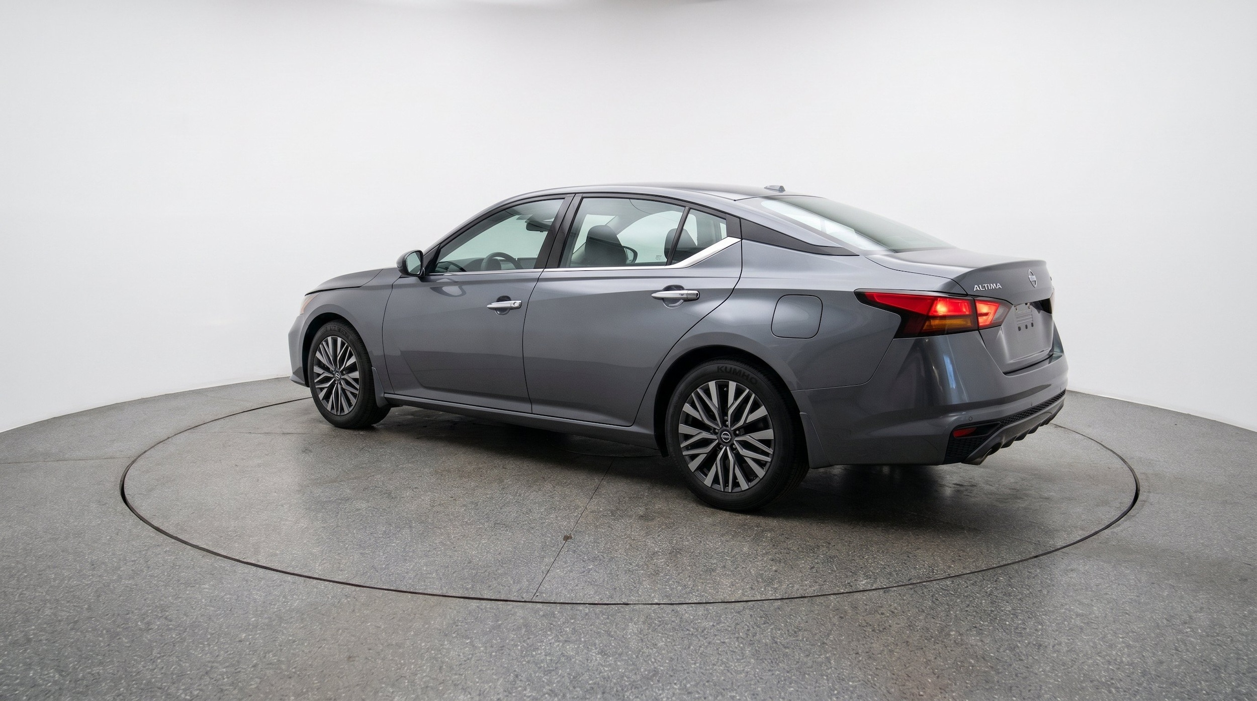 Thumbnail: 2025 Nissan Altima - 6