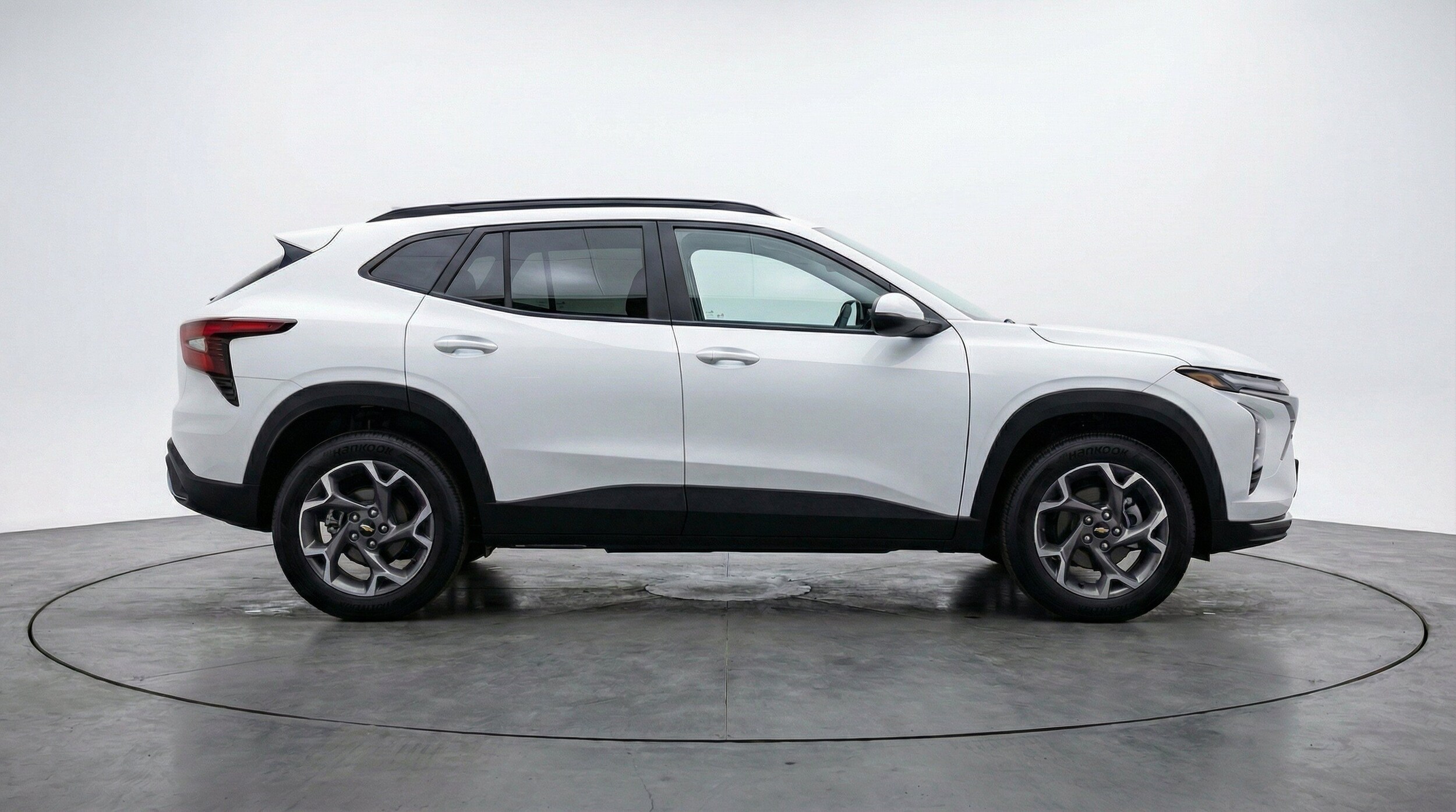 Thumbnail: 2025 Chevrolet Trax - 11