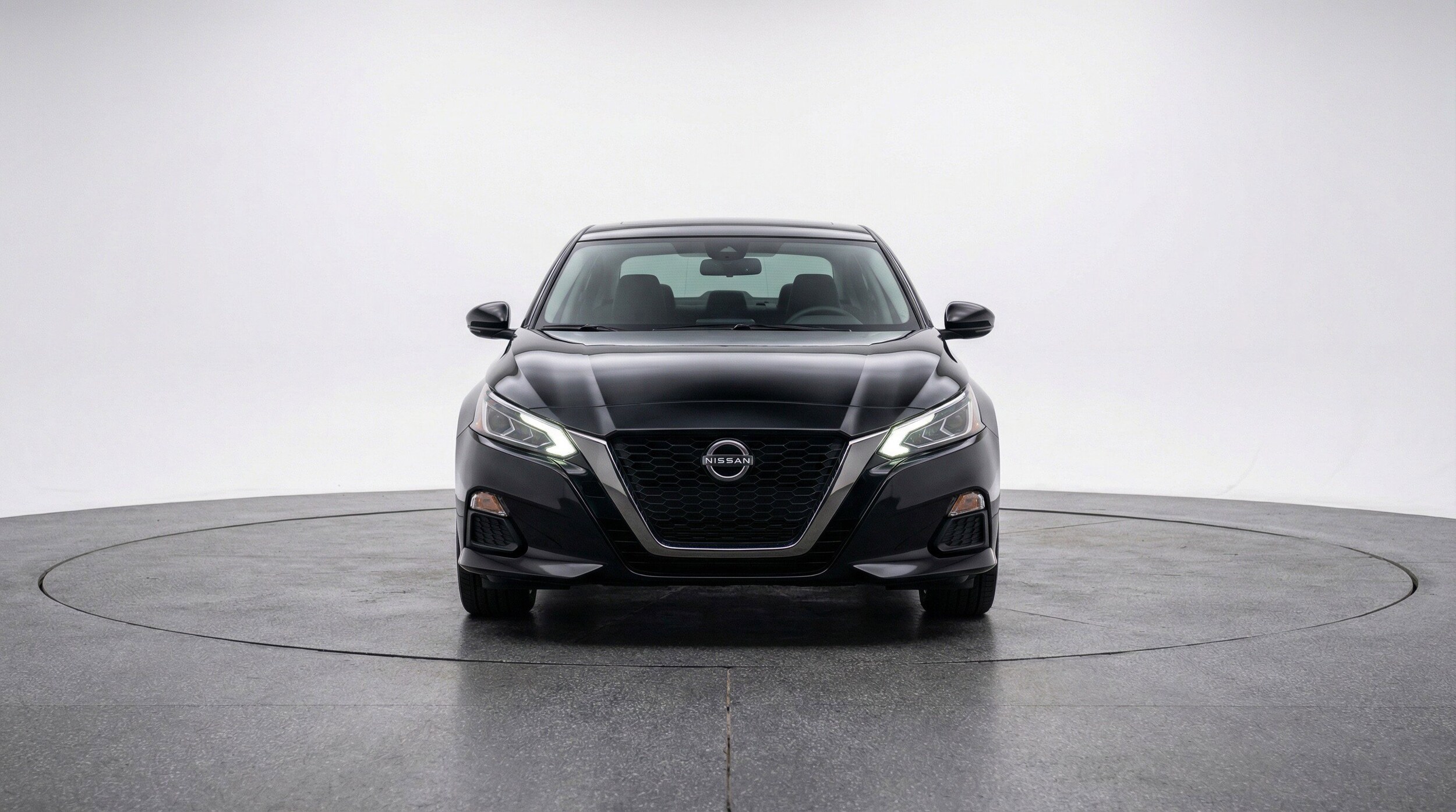 Thumbnail: 2025 Nissan Altima - 2