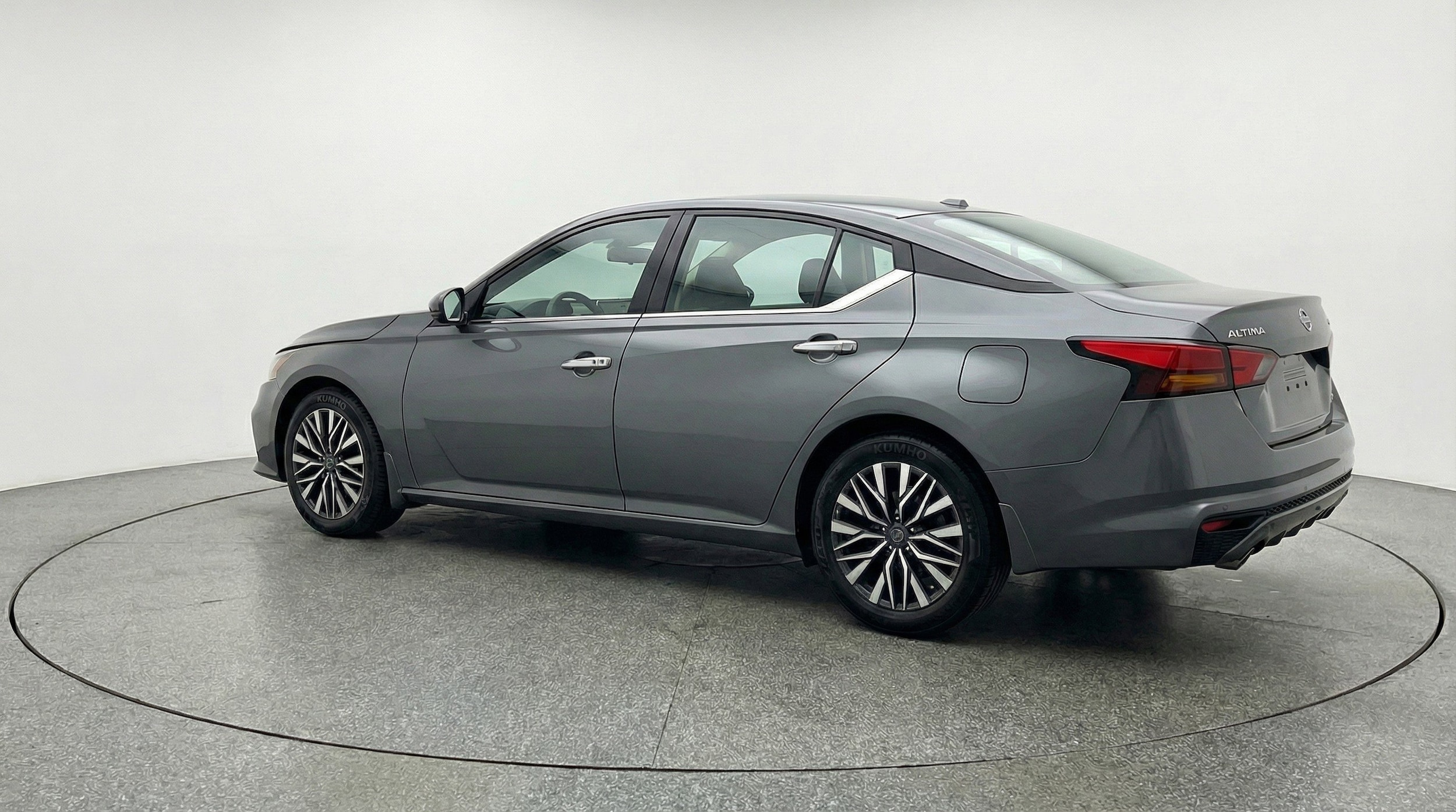 Thumbnail: 2025 Nissan Altima - 6