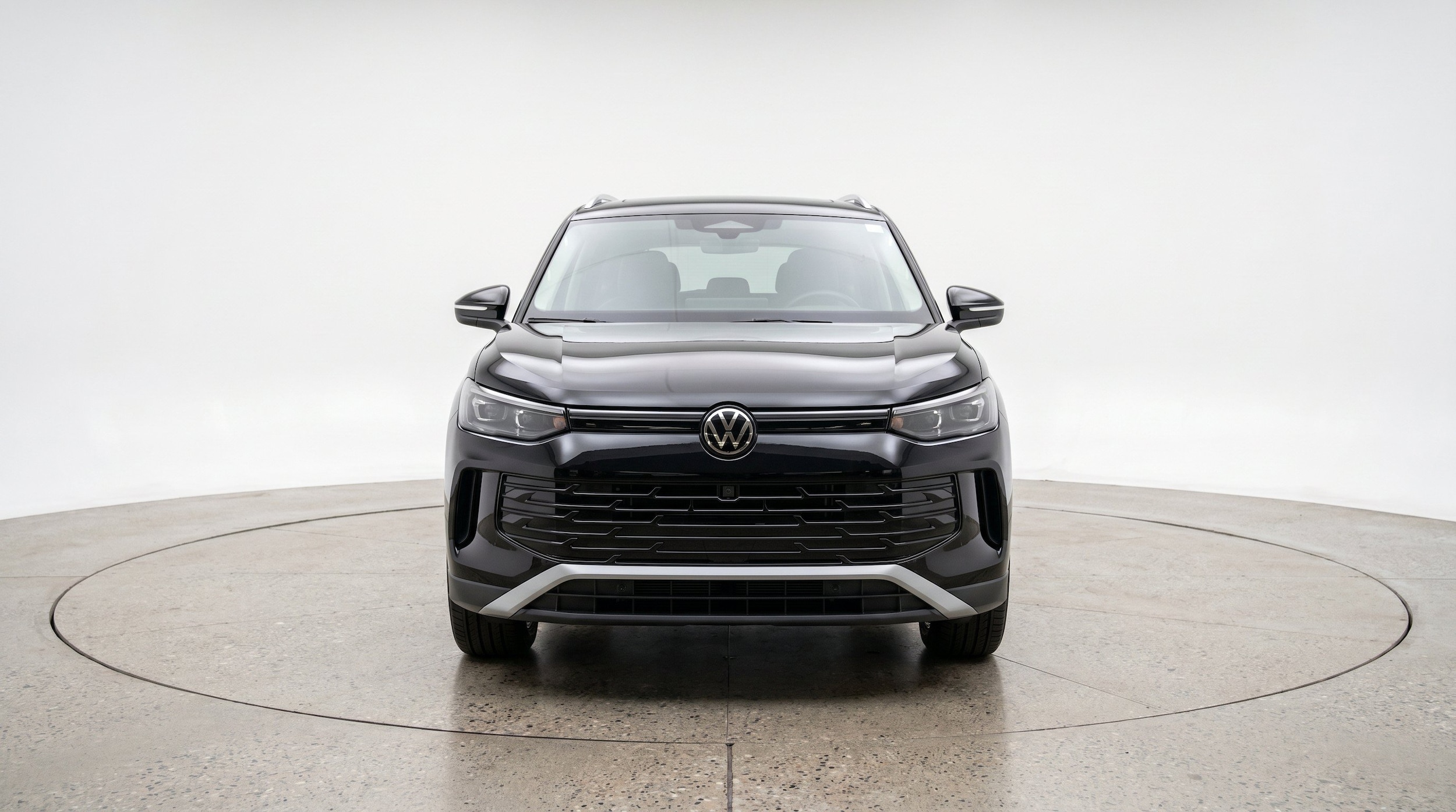 Thumbnail: 2026 Volkswagen Tiguan - 2