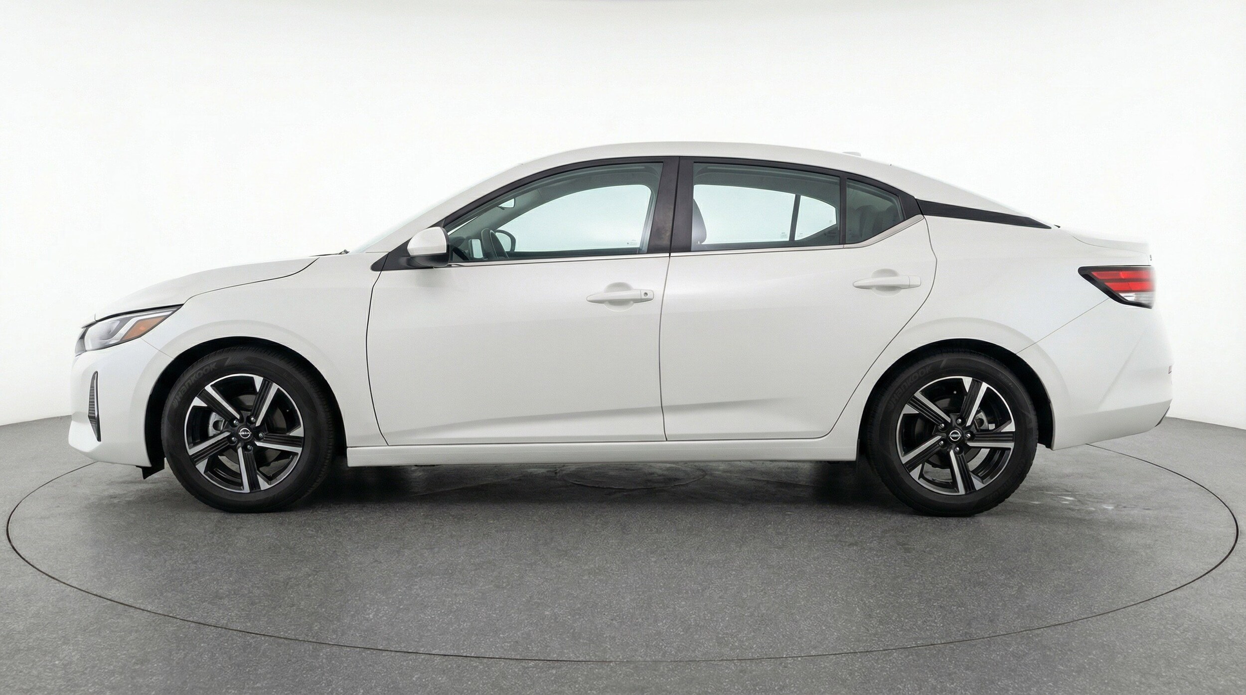 Thumbnail: 2025 Nissan Sentra - 5