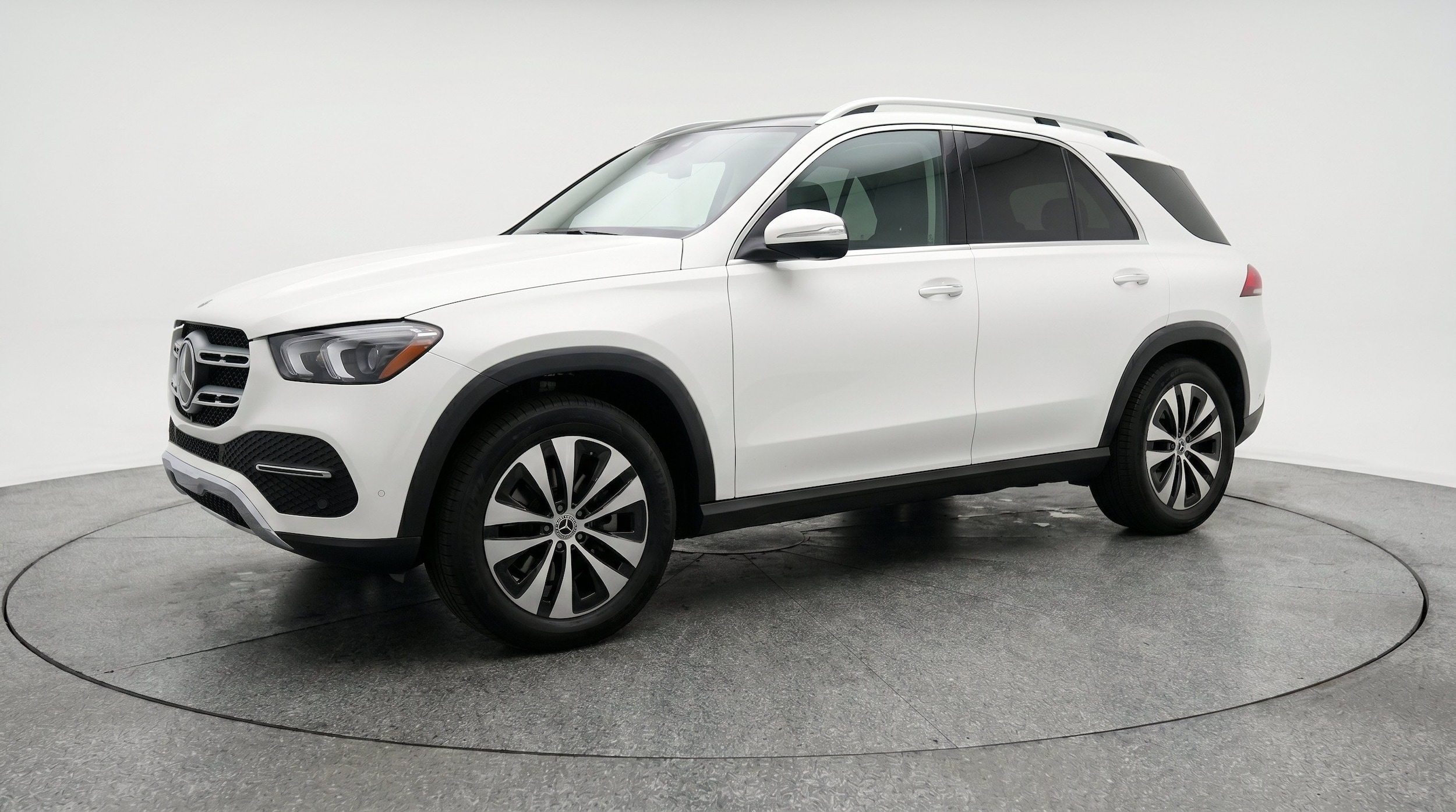 Thumbnail: 2026 Mercedes-Benz GLE - 3