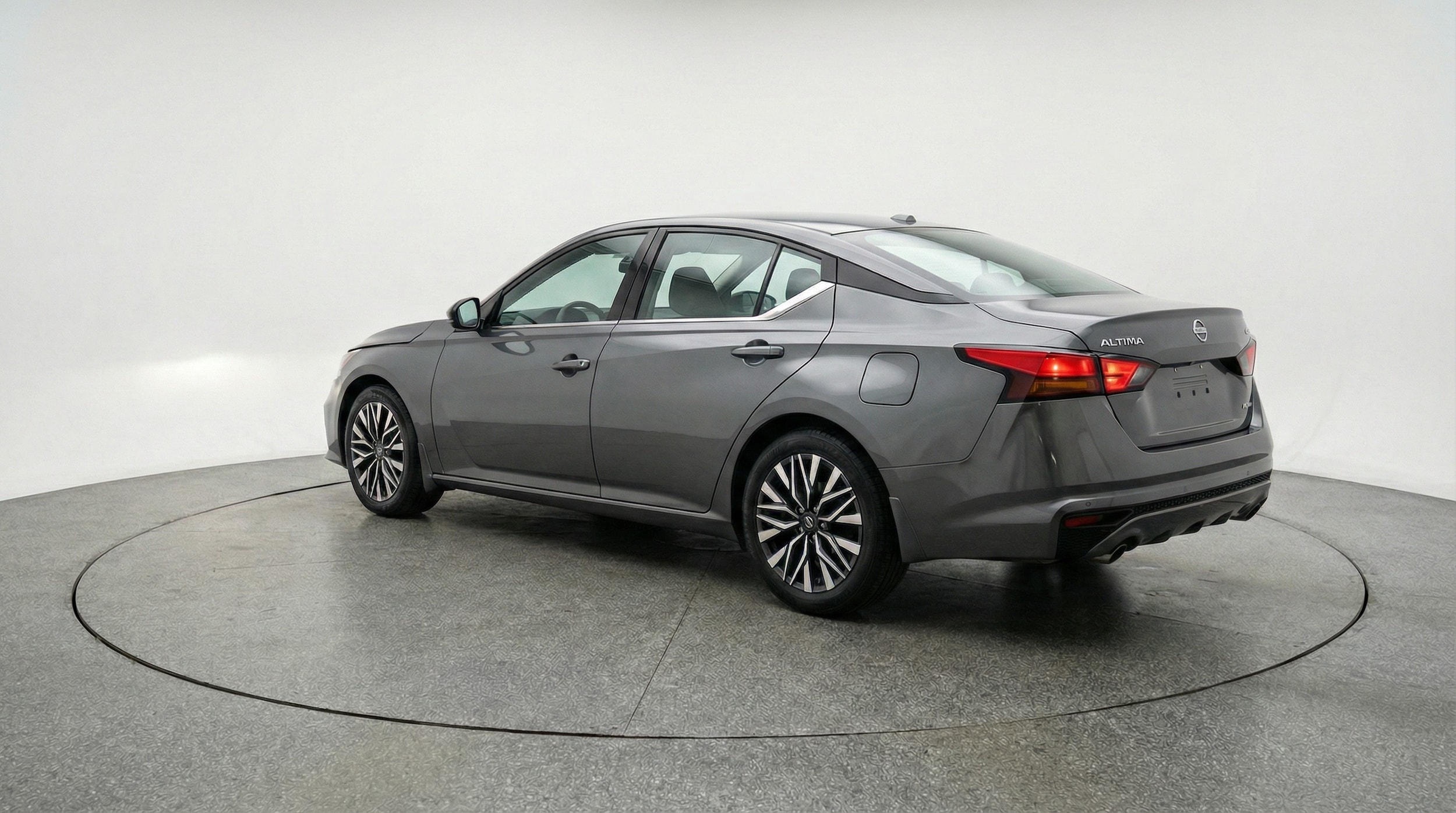 Thumbnail: 2025 Nissan Altima - 5