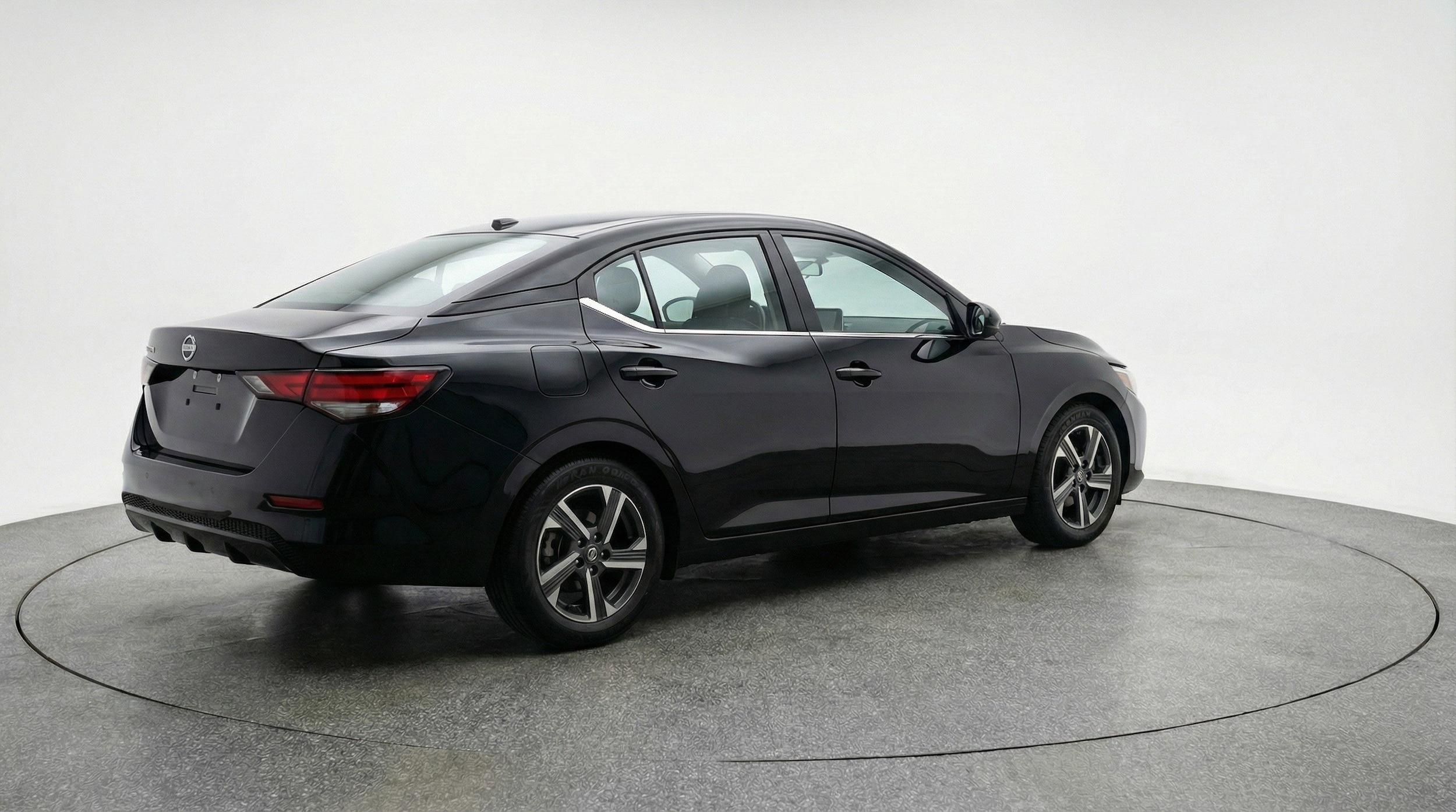 Thumbnail: 2025 Nissan Sentra - 9