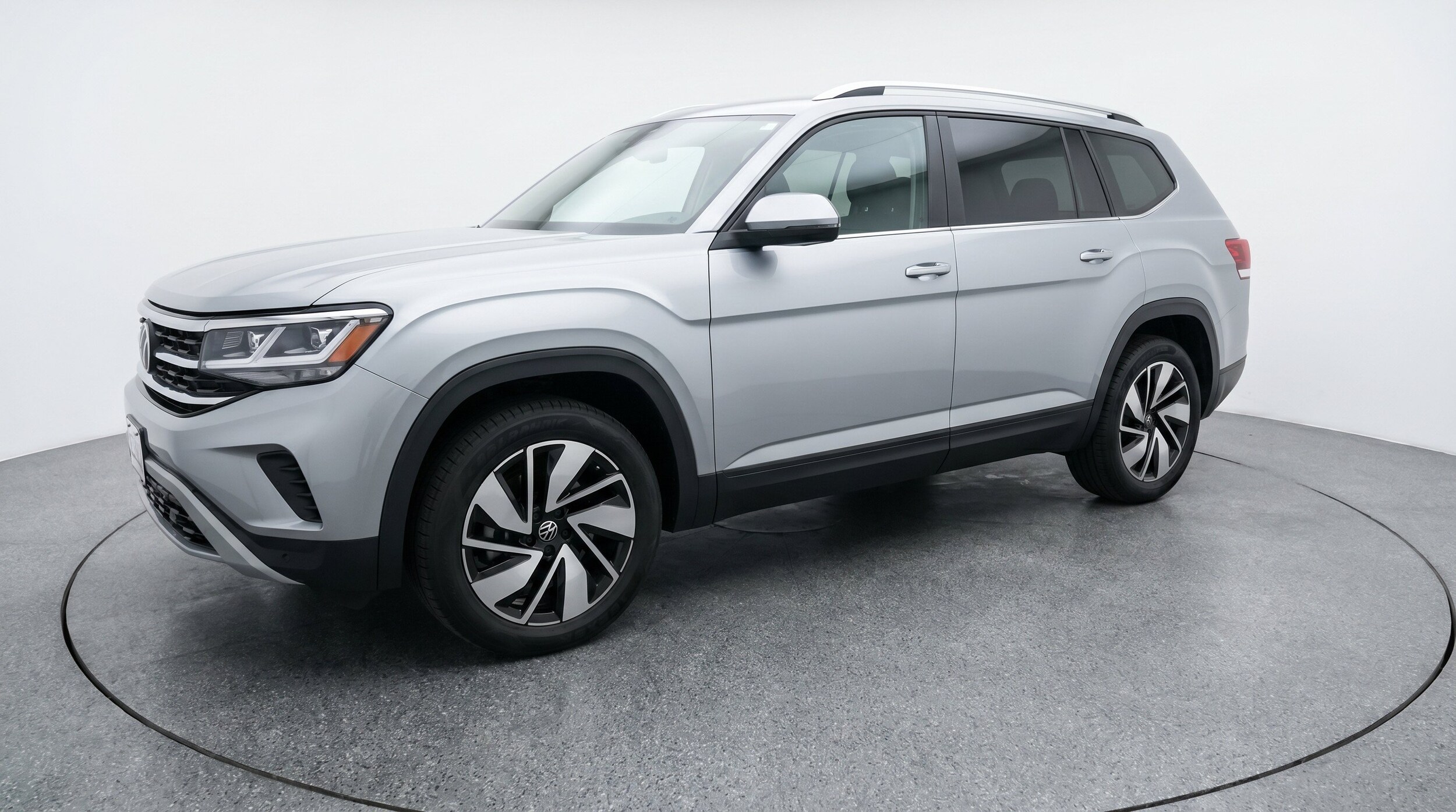Thumbnail: 2026 Volkswagen Atlas - 3