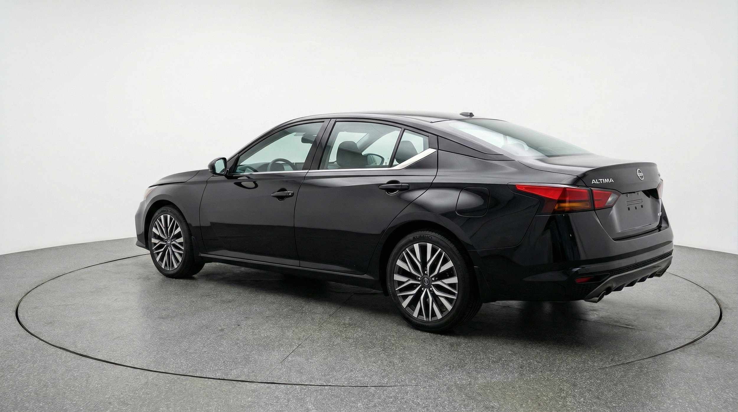Thumbnail: 2025 Nissan Altima - 6