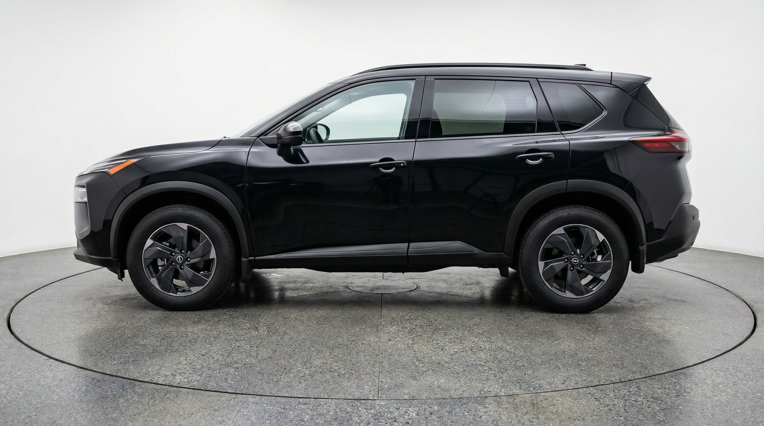 Thumbnail: 2025 Nissan Rogue - 5