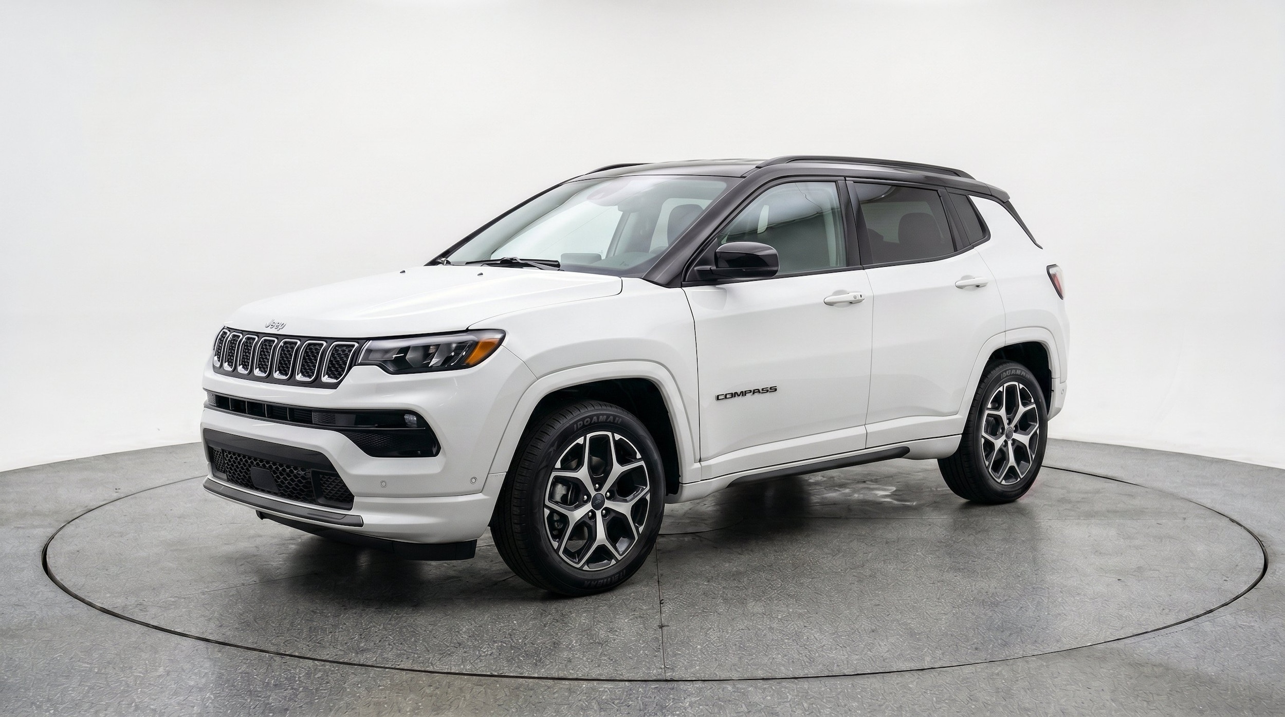 Thumbnail: 2025 Jeep Compass - 3