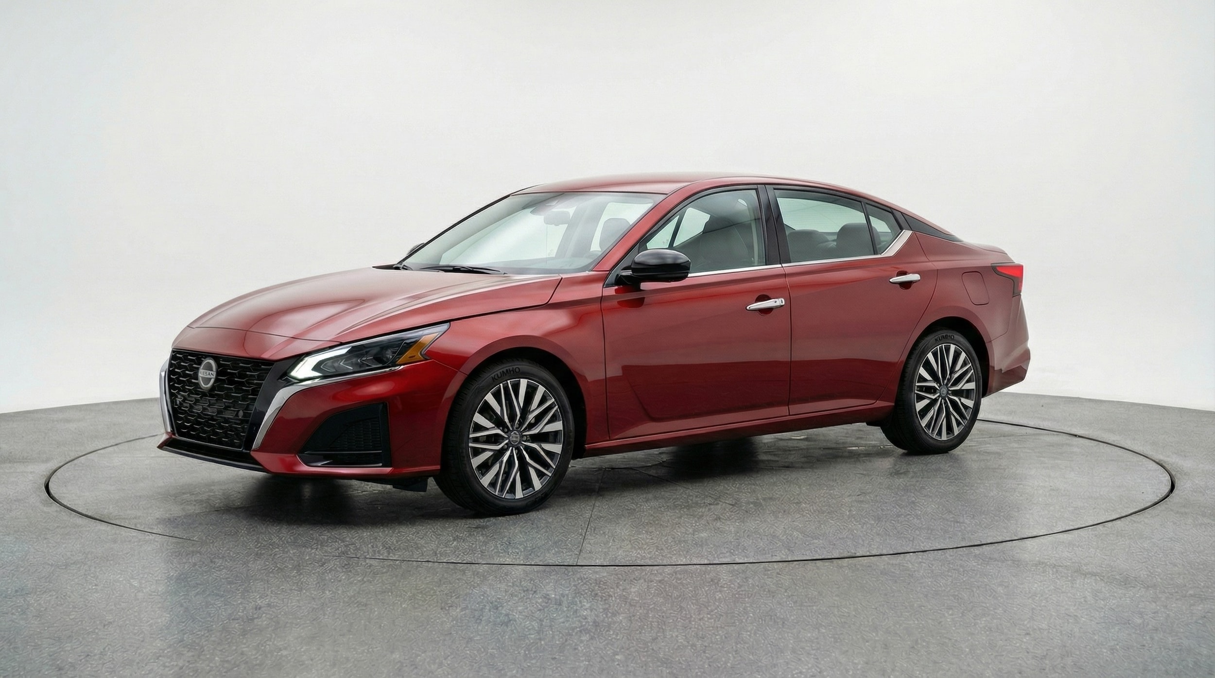 Thumbnail: 2025 Nissan Altima - 3