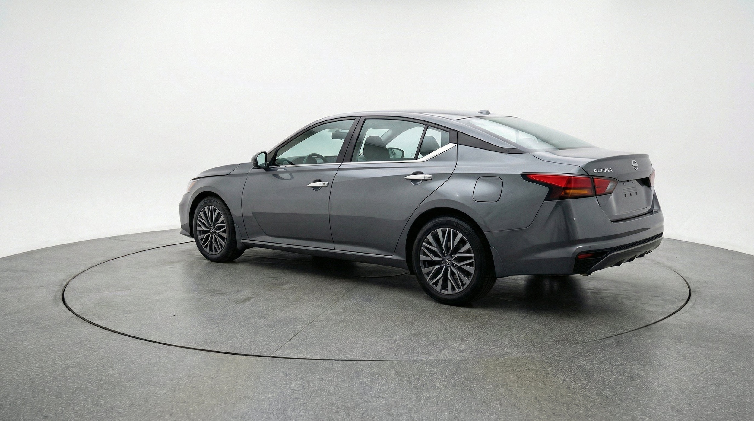 Thumbnail: 2025 Nissan Altima - 6