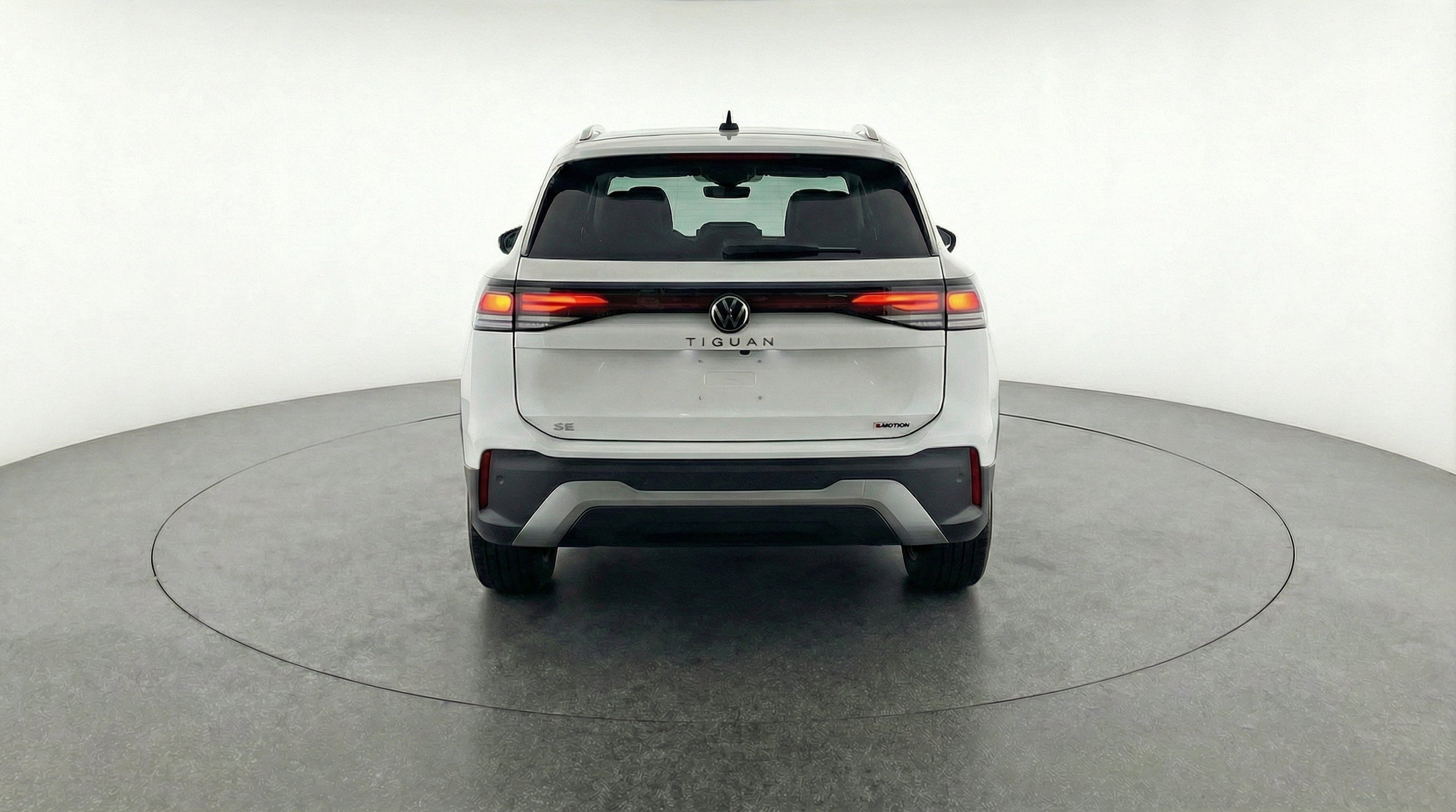 Thumbnail: 2026 Volkswagen Tiguan - 7