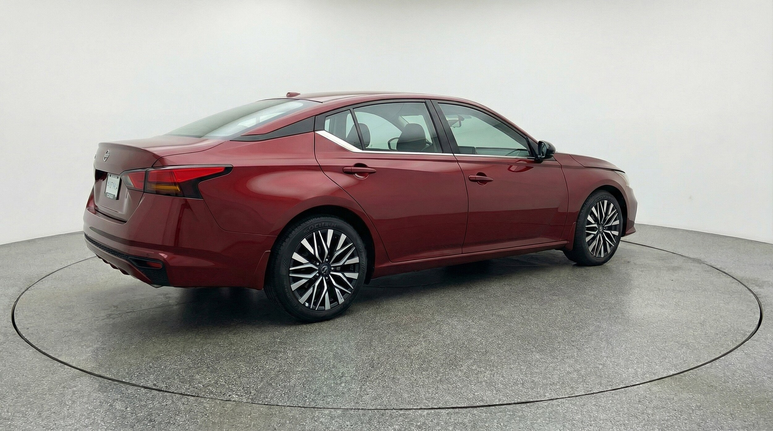 Thumbnail: 2025 Nissan Altima - 9