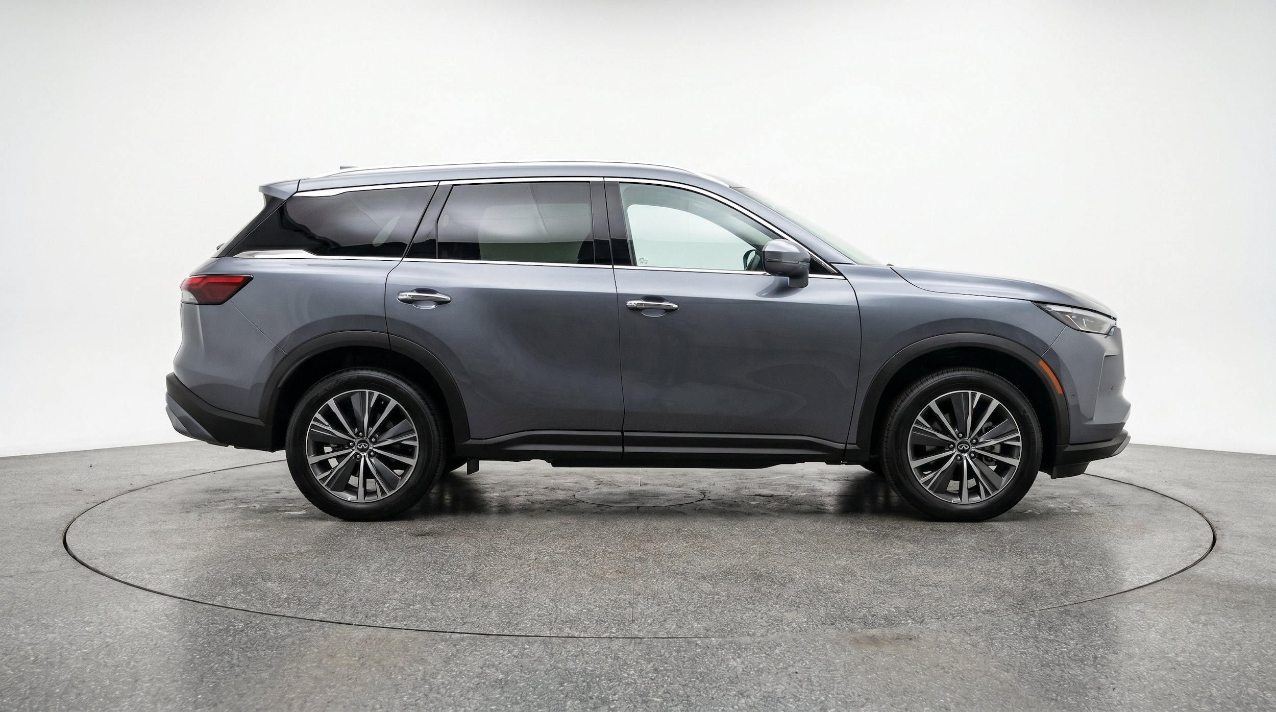 Thumbnail: 2026 INFINITI QX60 - 10