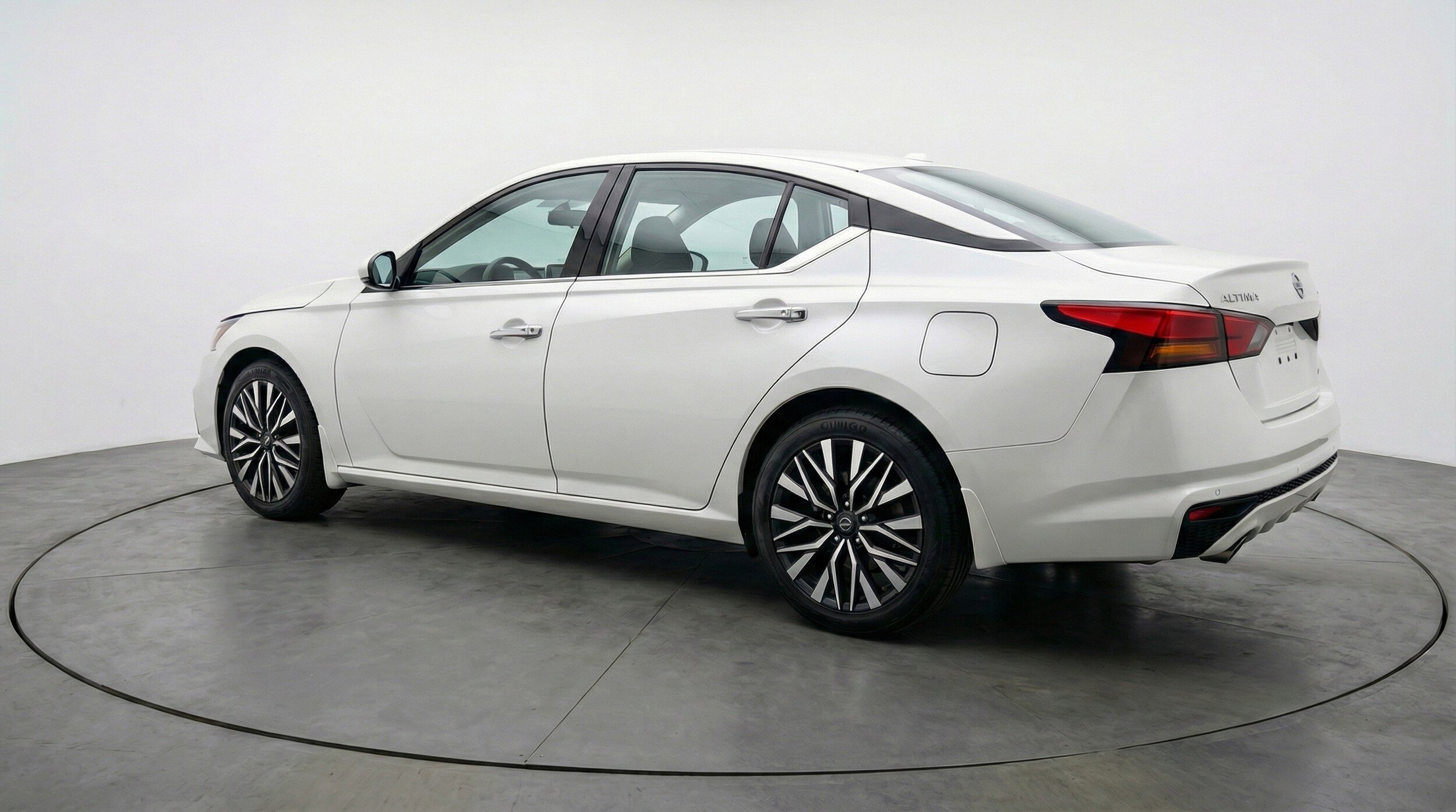 Thumbnail: 2025 Nissan Altima - 6