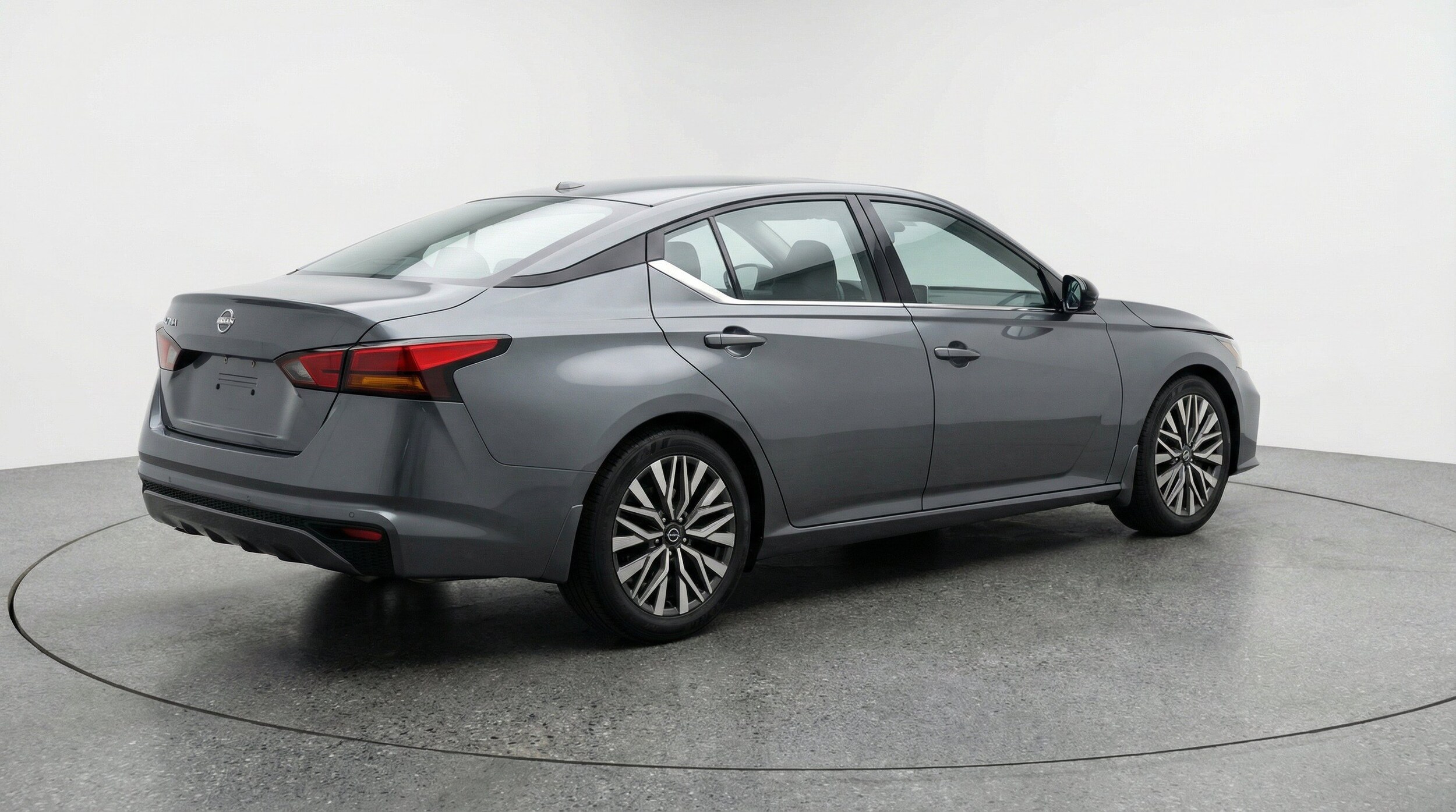 Thumbnail: 2025 Nissan Altima - 9