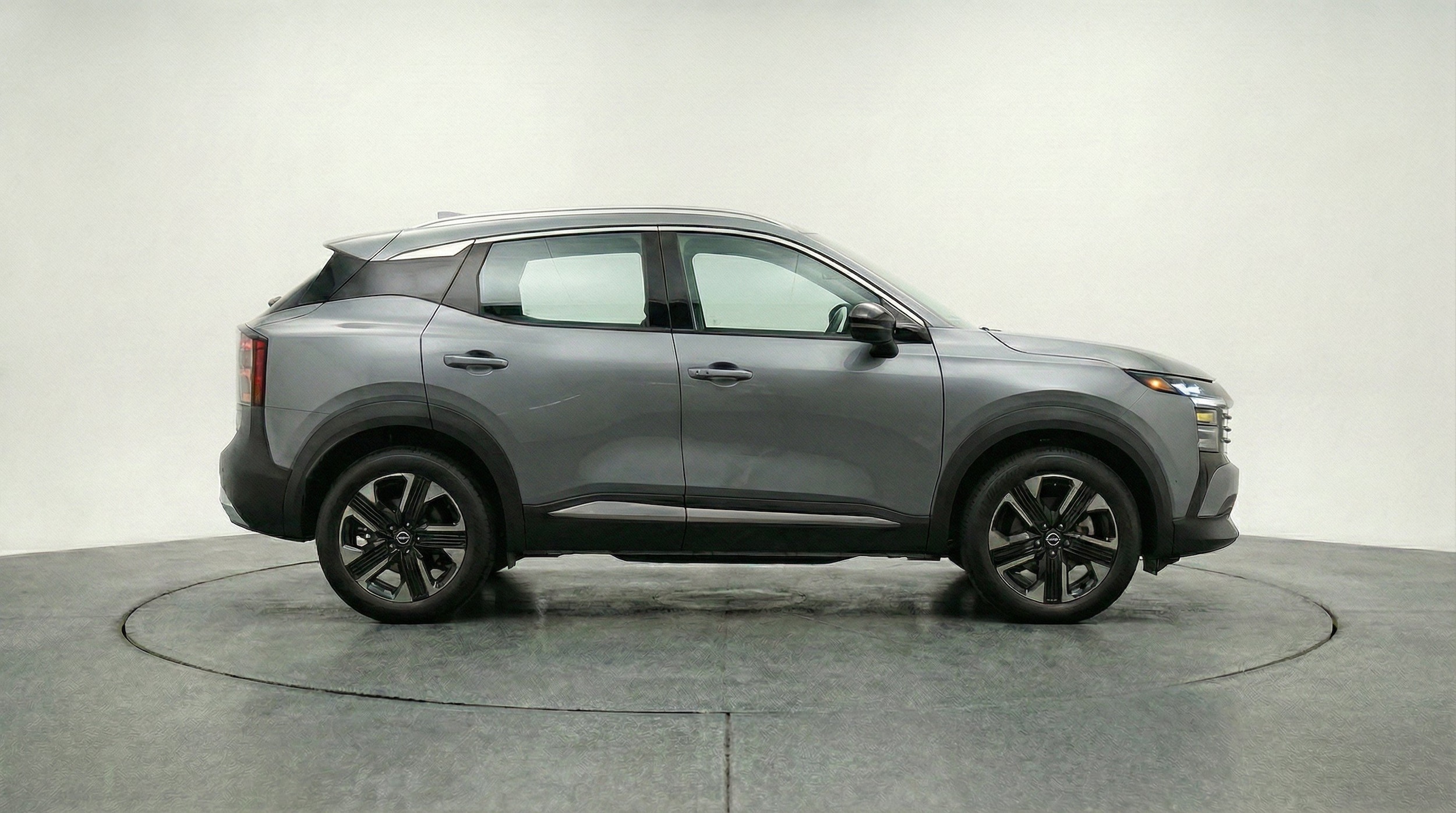 Thumbnail: 2026 Nissan Kicks - 11