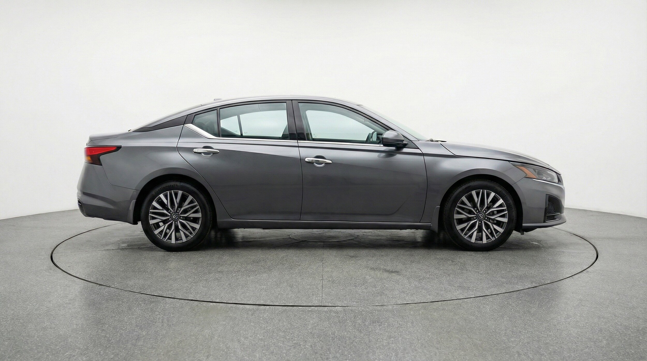 Thumbnail: 2025 Nissan Altima - 11